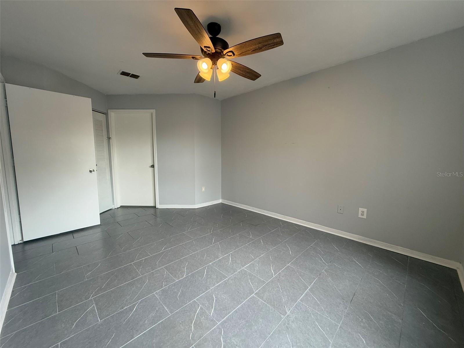 2521 GRASSY POINT DR #109, LAKE MARY, FL, 32746