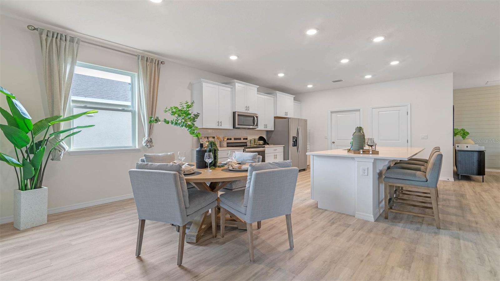 3221 ARCH AVE, ORMOND BEACH, FL, 32174