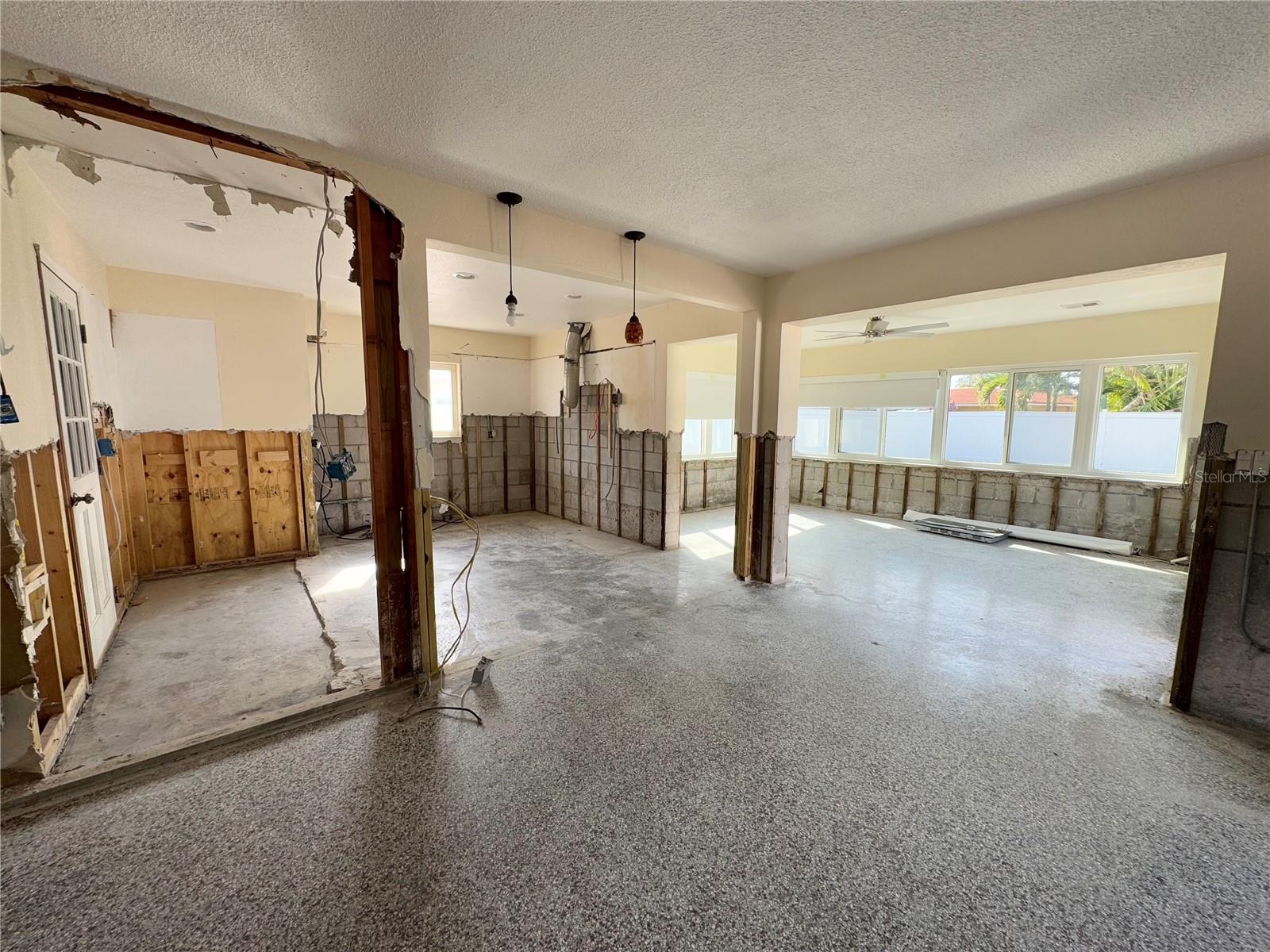 593 39TH AVE, ST PETE BEACH, FL, 33706