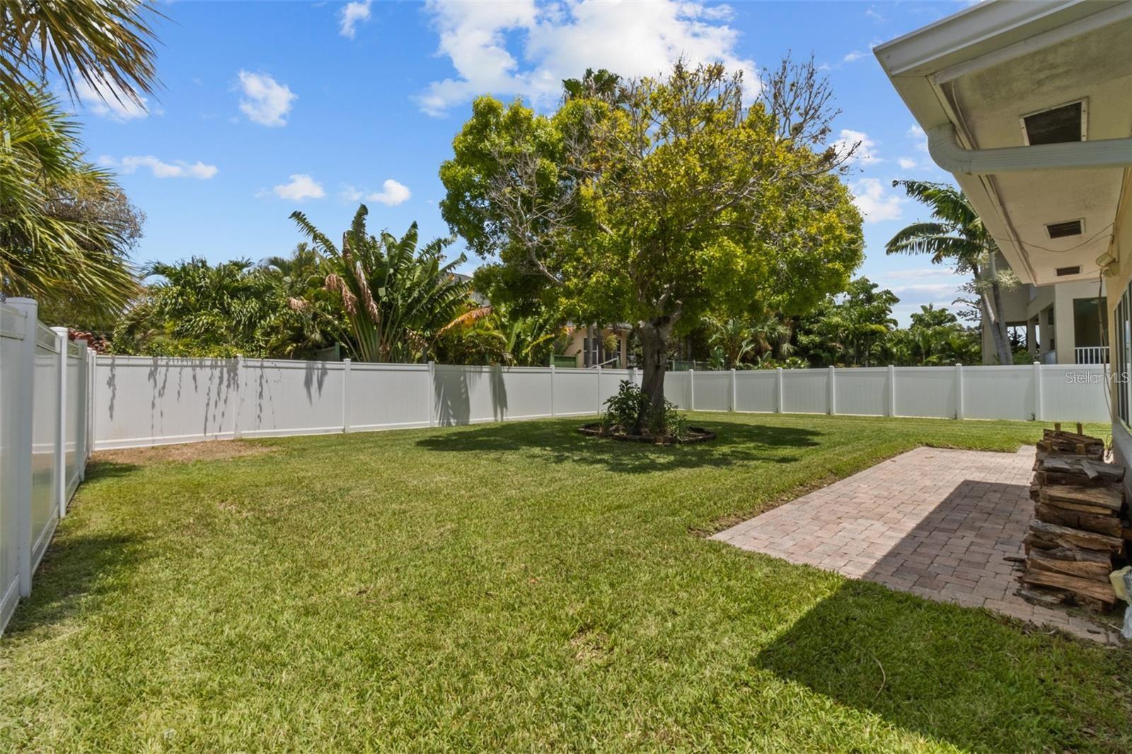 593 39TH AVE, ST PETE BEACH, FL, 33706
