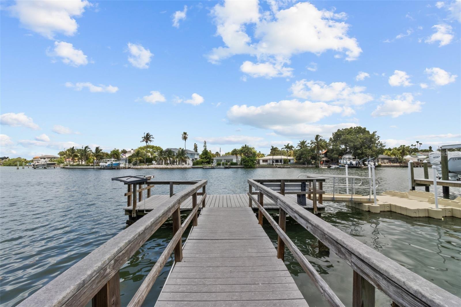 593 39TH AVE, ST PETE BEACH, FL, 33706