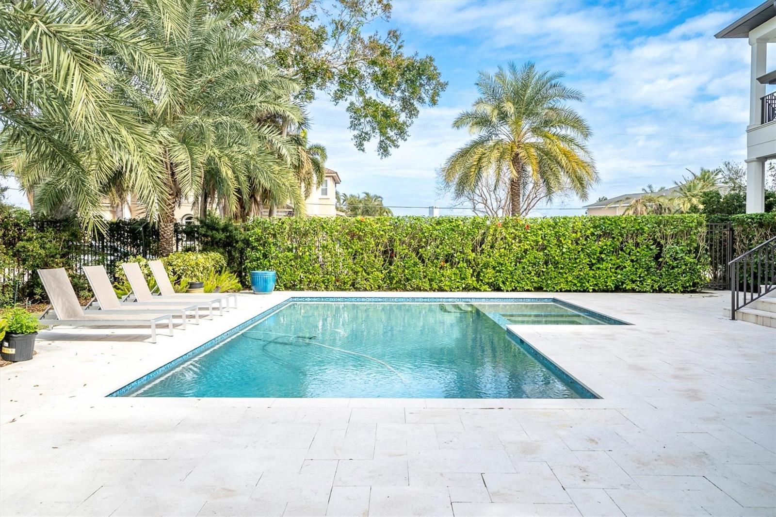 TB8340882 Property Photo