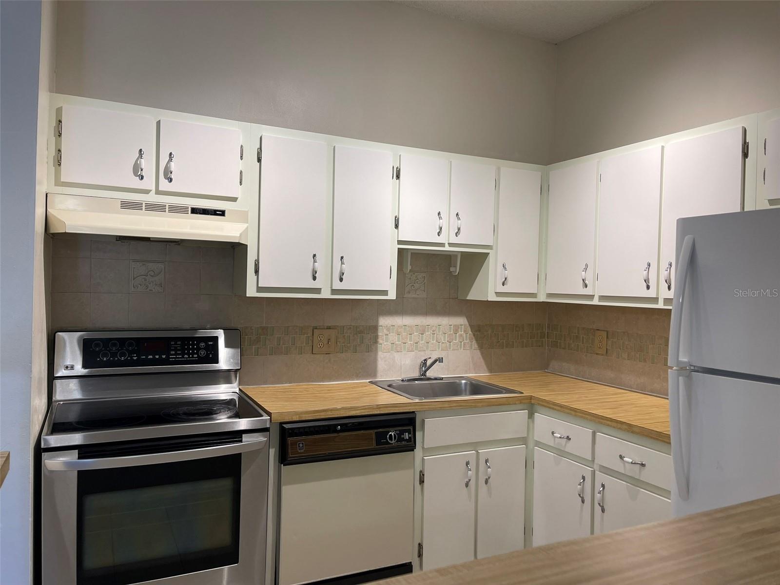 2536 OAK PARK WAY #201, ORLANDO, FL, 32822