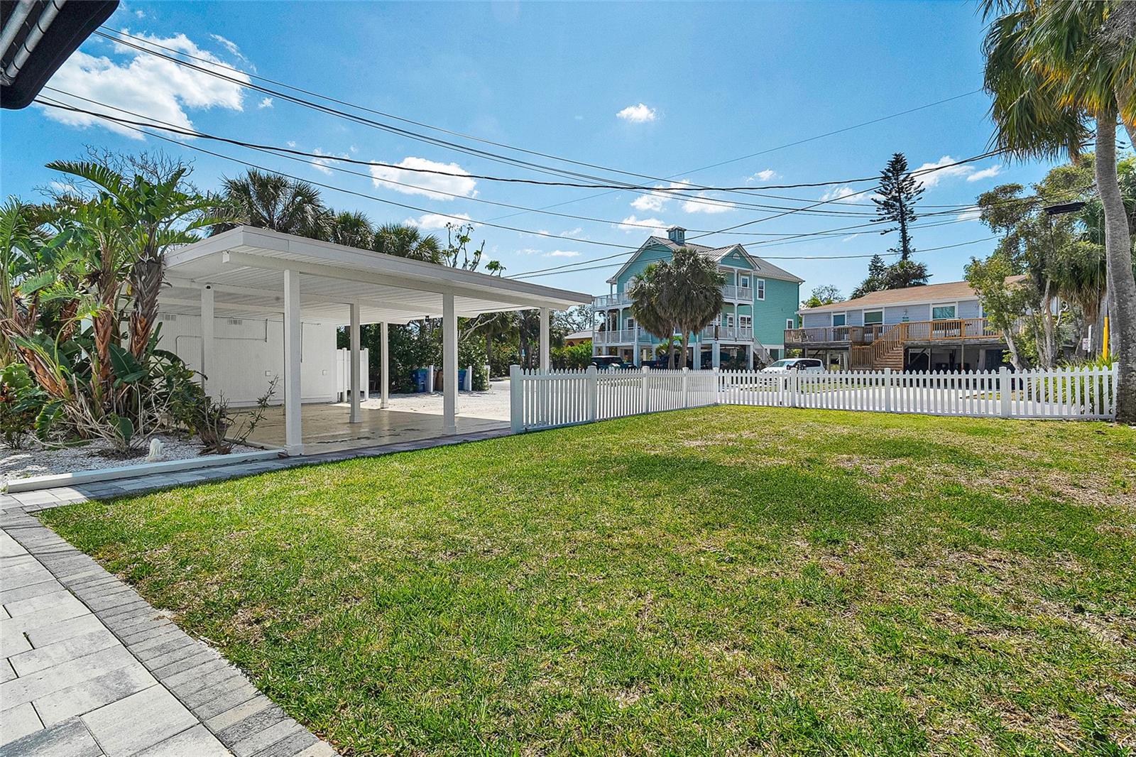 2605 BAY BLVD, INDIAN ROCKS BEACH, FL, 33785