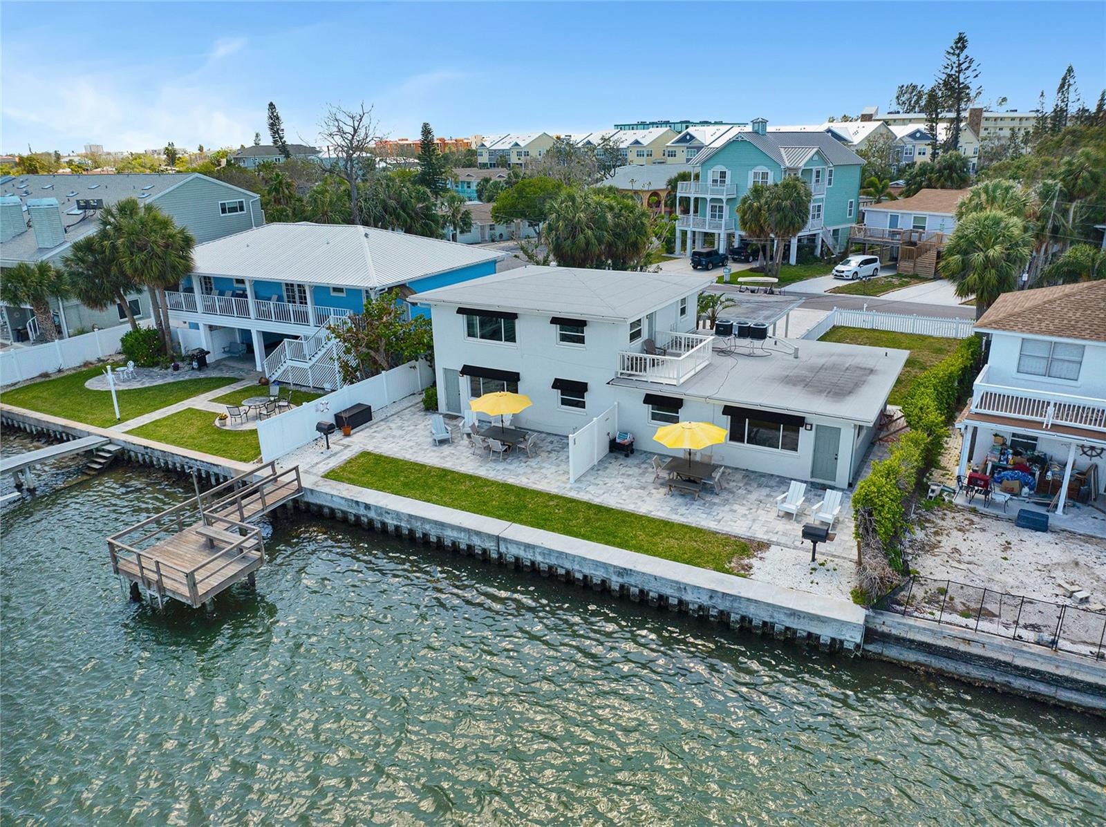 2605 BAY BLVD, INDIAN ROCKS BEACH, FL, 33785