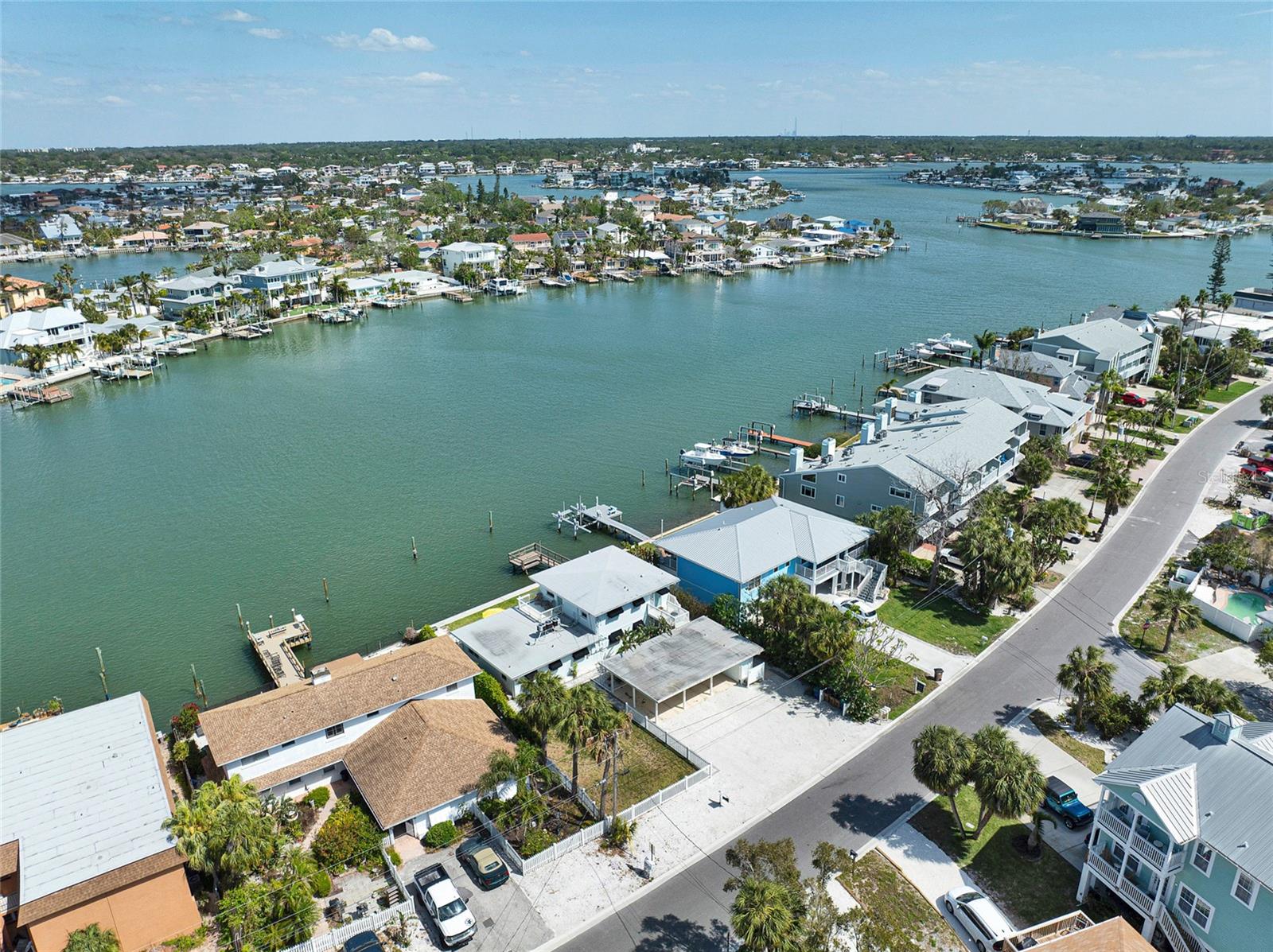 2605 BAY BLVD, INDIAN ROCKS BEACH, FL, 33785