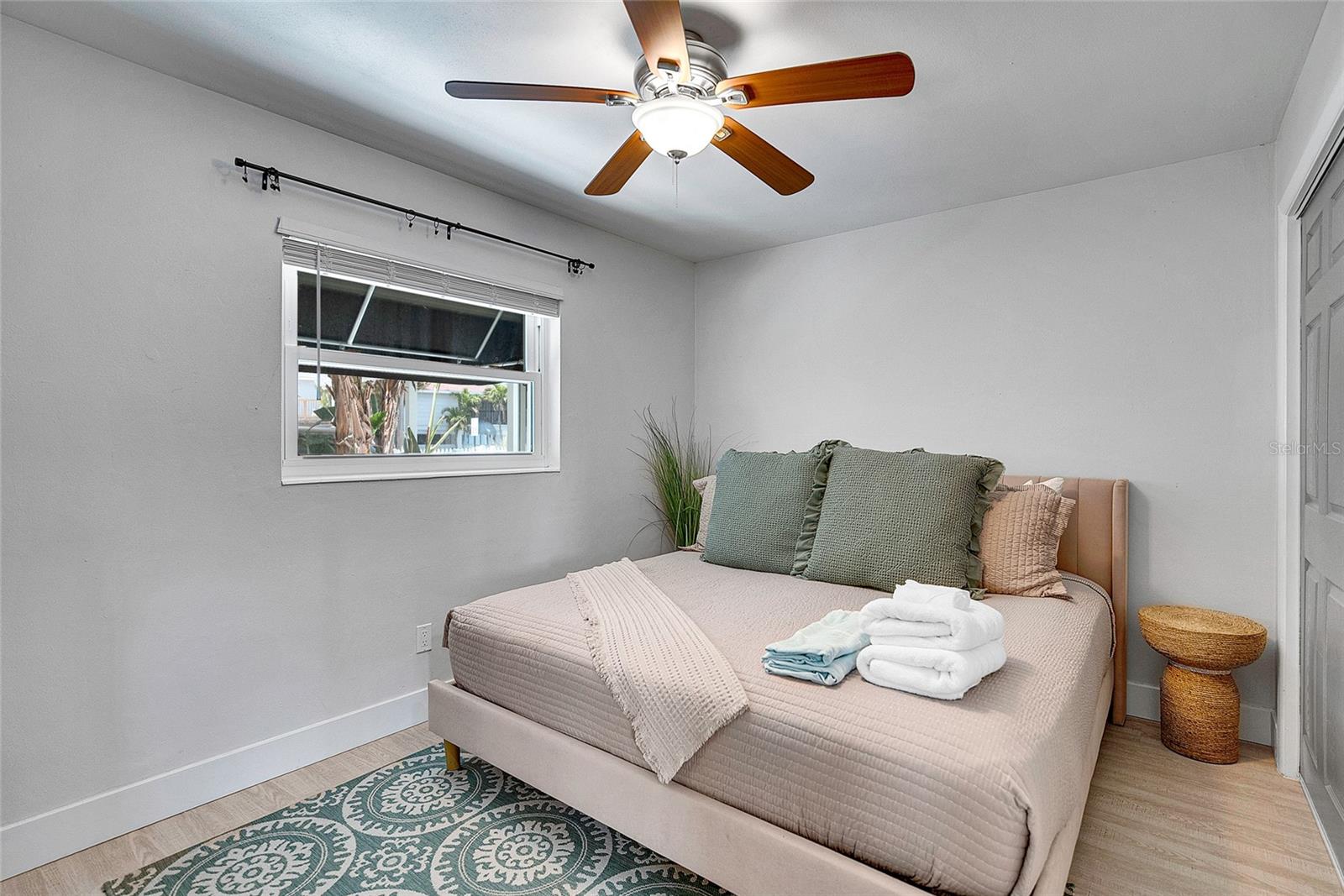 2605 BAY BLVD, INDIAN ROCKS BEACH, FL, 33785