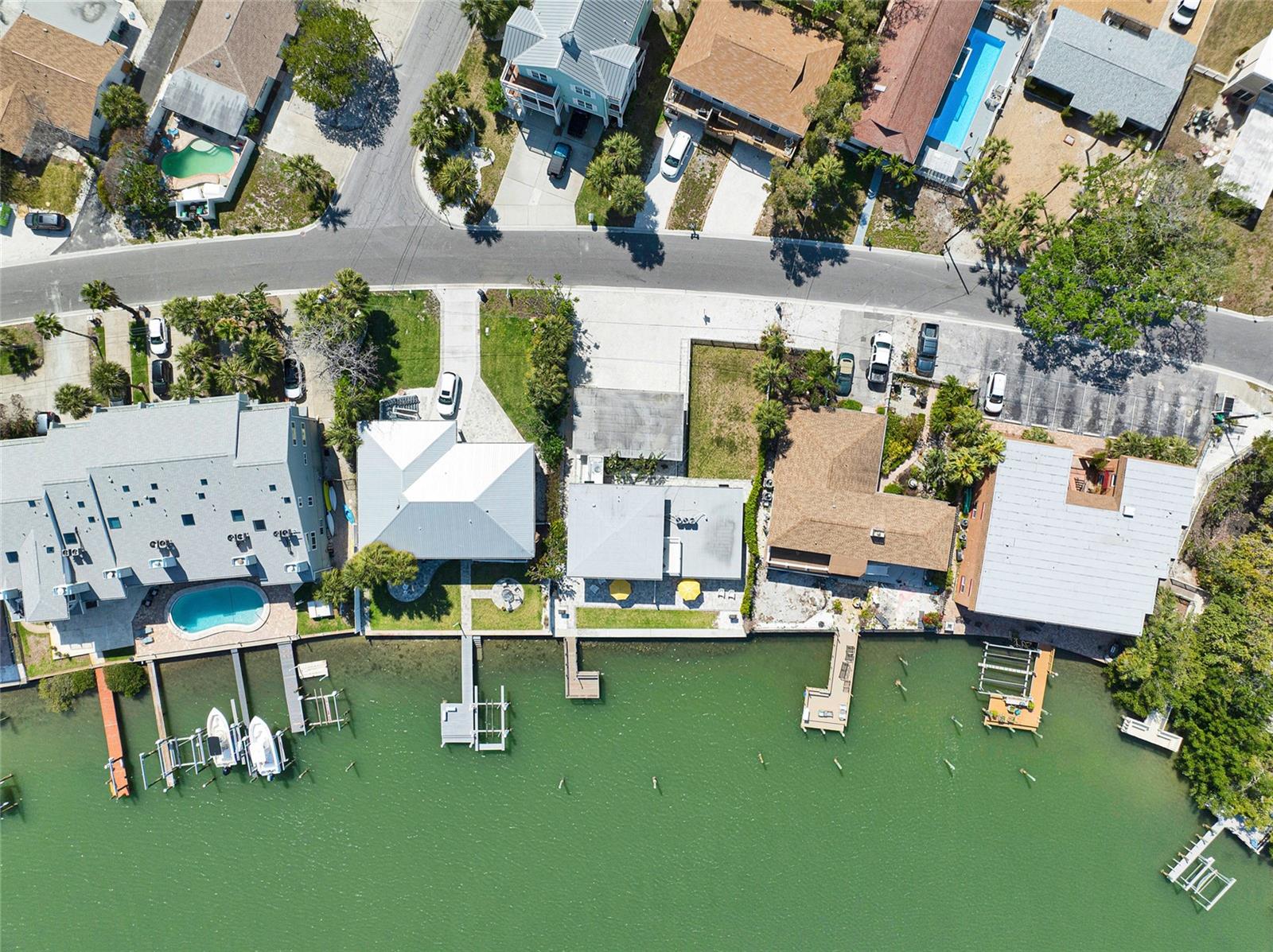 2605 BAY BLVD, INDIAN ROCKS BEACH, FL, 33785