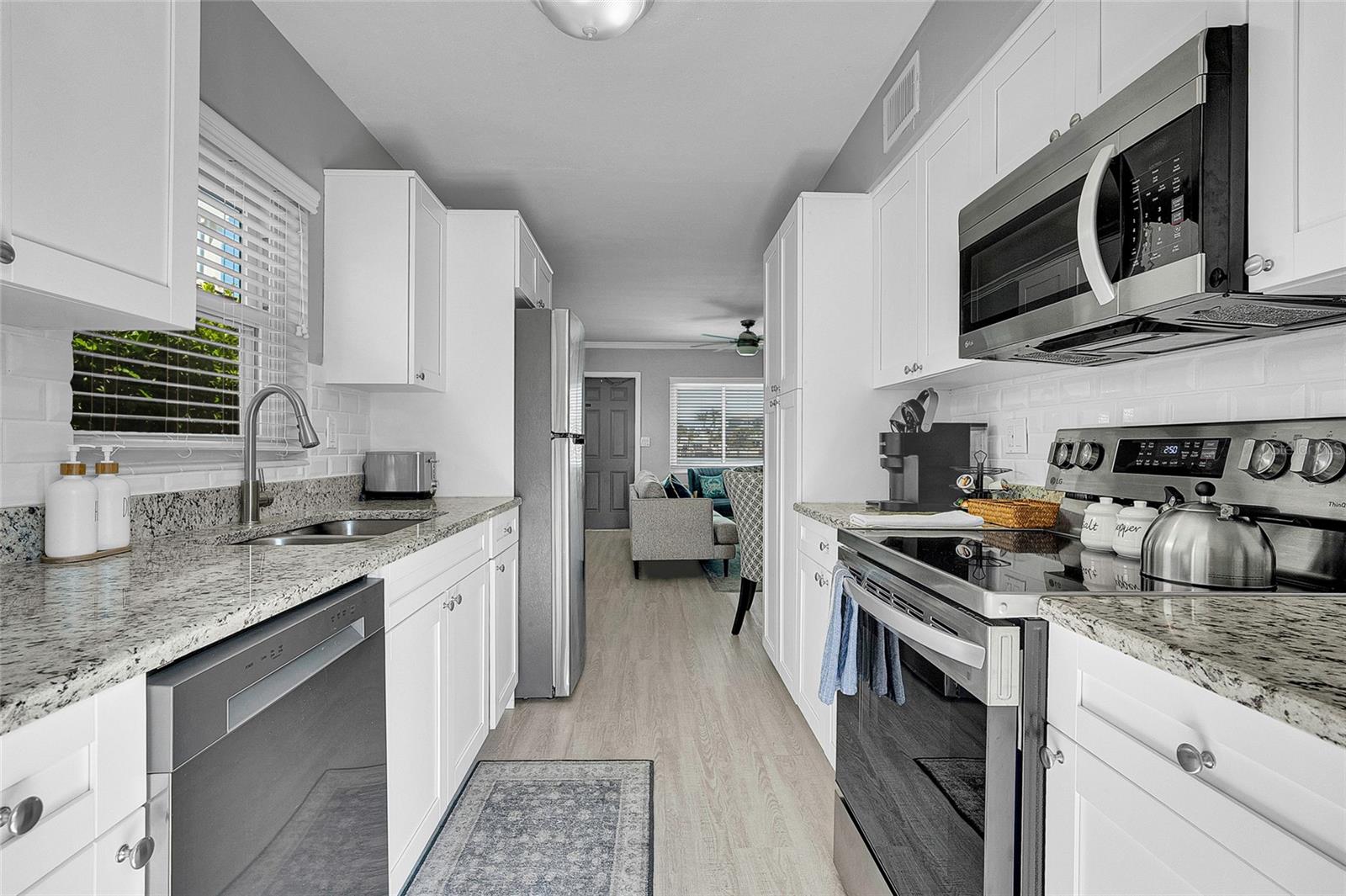 2605 BAY BLVD, INDIAN ROCKS BEACH, FL, 33785