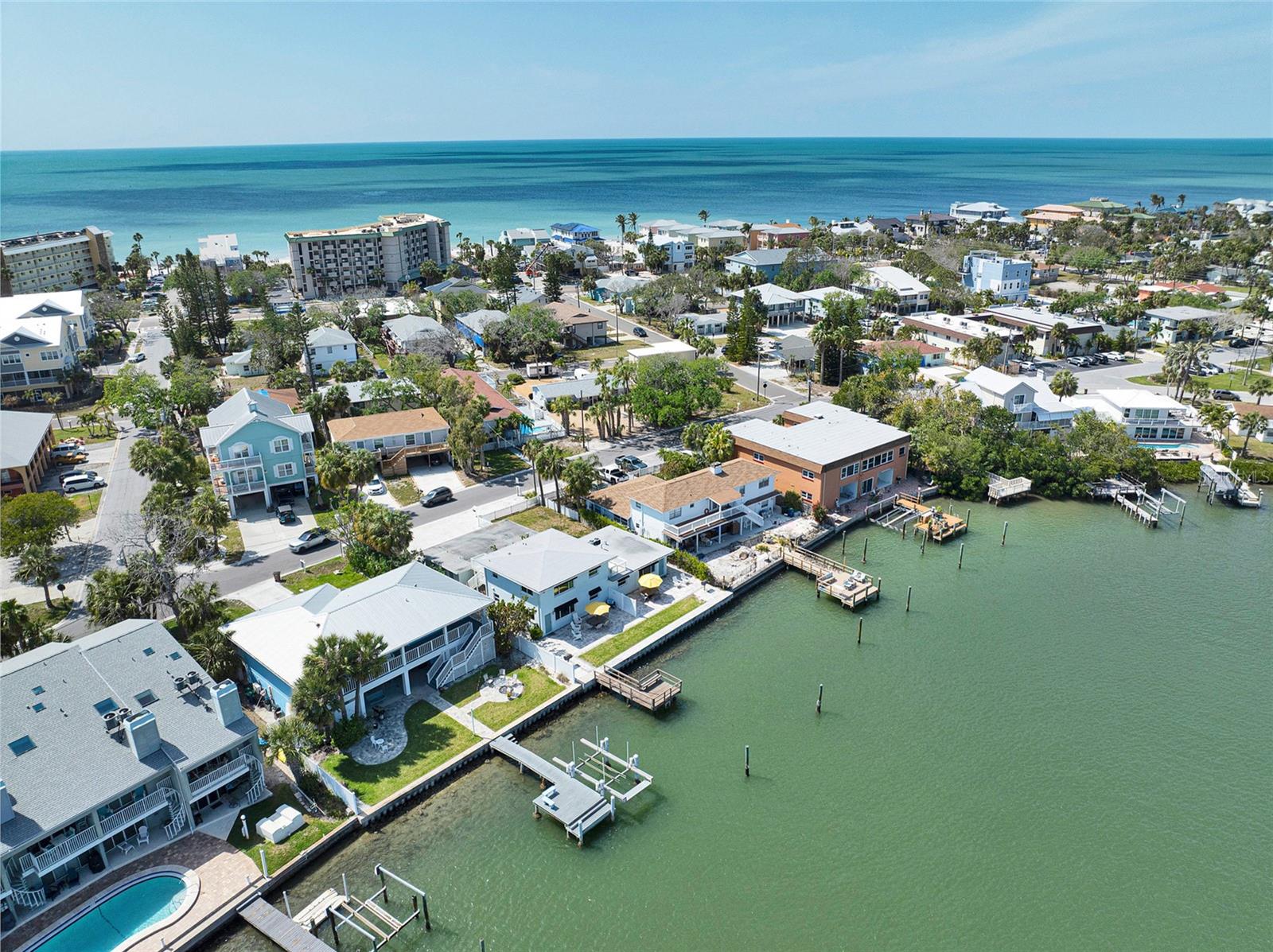 2605 BAY BLVD, INDIAN ROCKS BEACH, FL, 33785