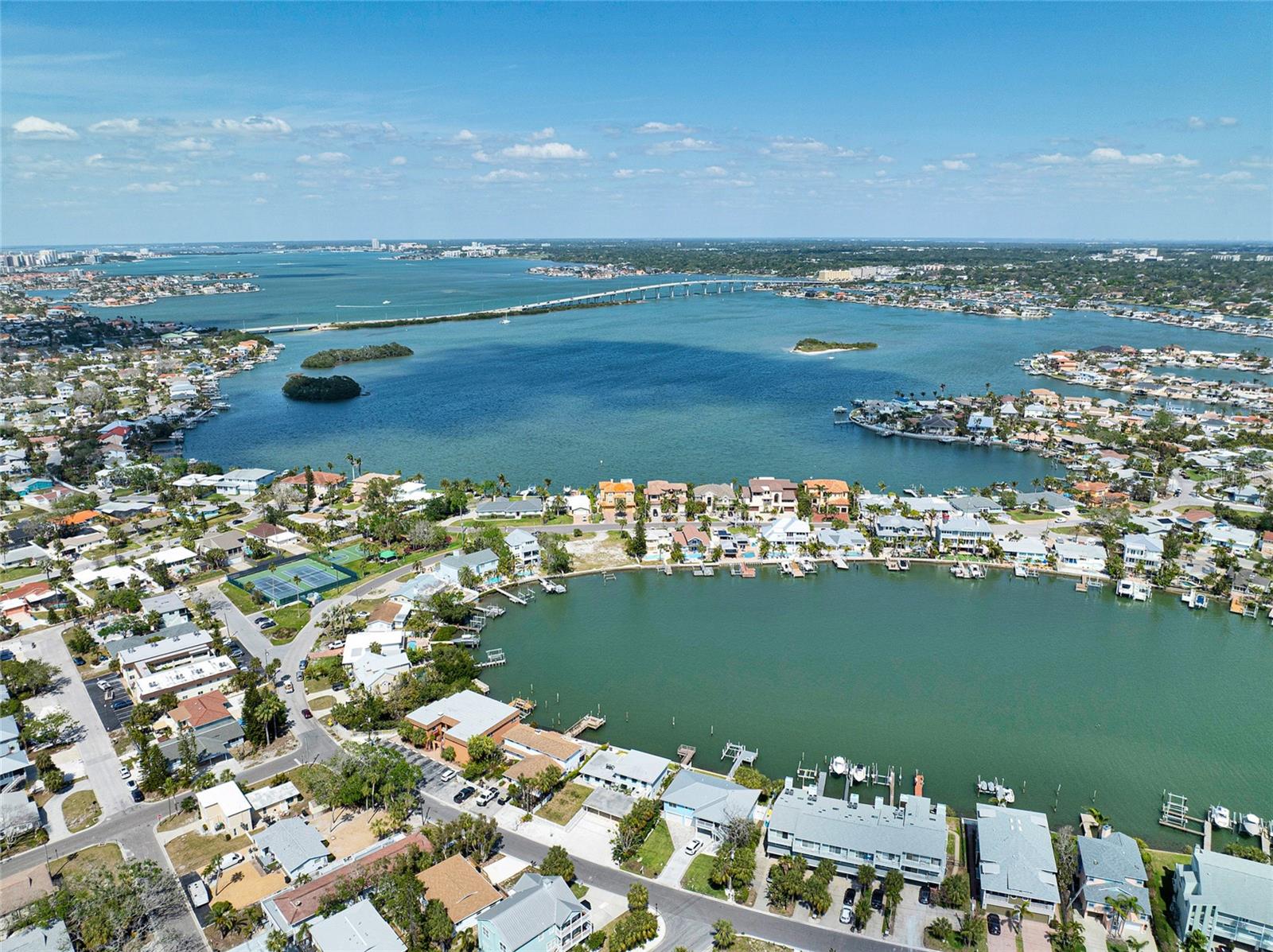 2605 BAY BLVD, INDIAN ROCKS BEACH, FL, 33785