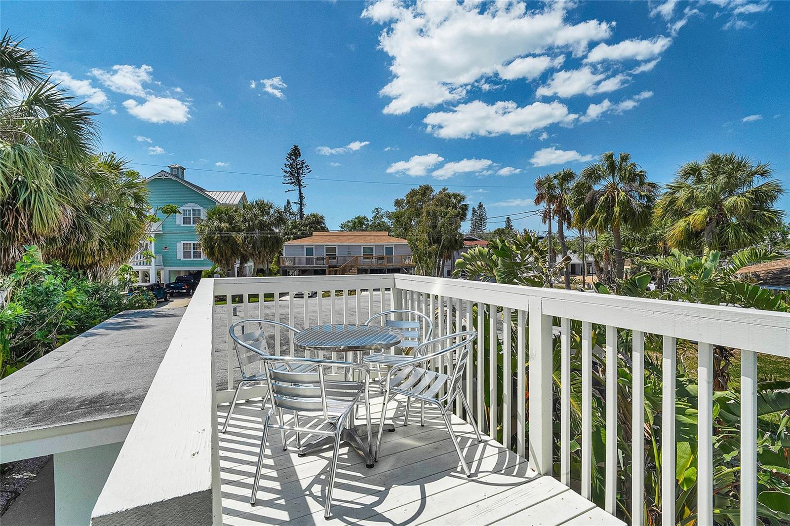 2605 BAY BLVD, INDIAN ROCKS BEACH, FL, 33785