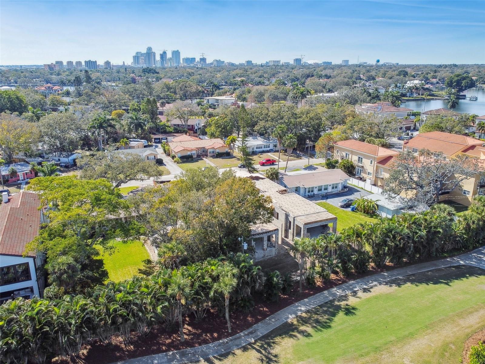 126 RICARDO WAY NE, ST PETERSBURG, FL, 33704