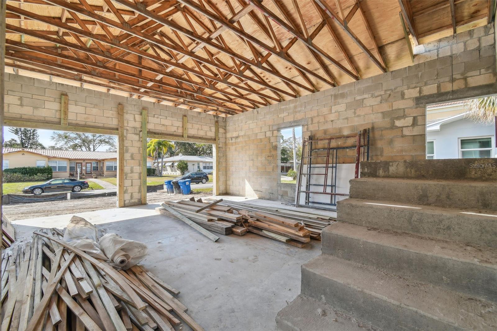 126 RICARDO WAY NE, ST PETERSBURG, FL, 33704
