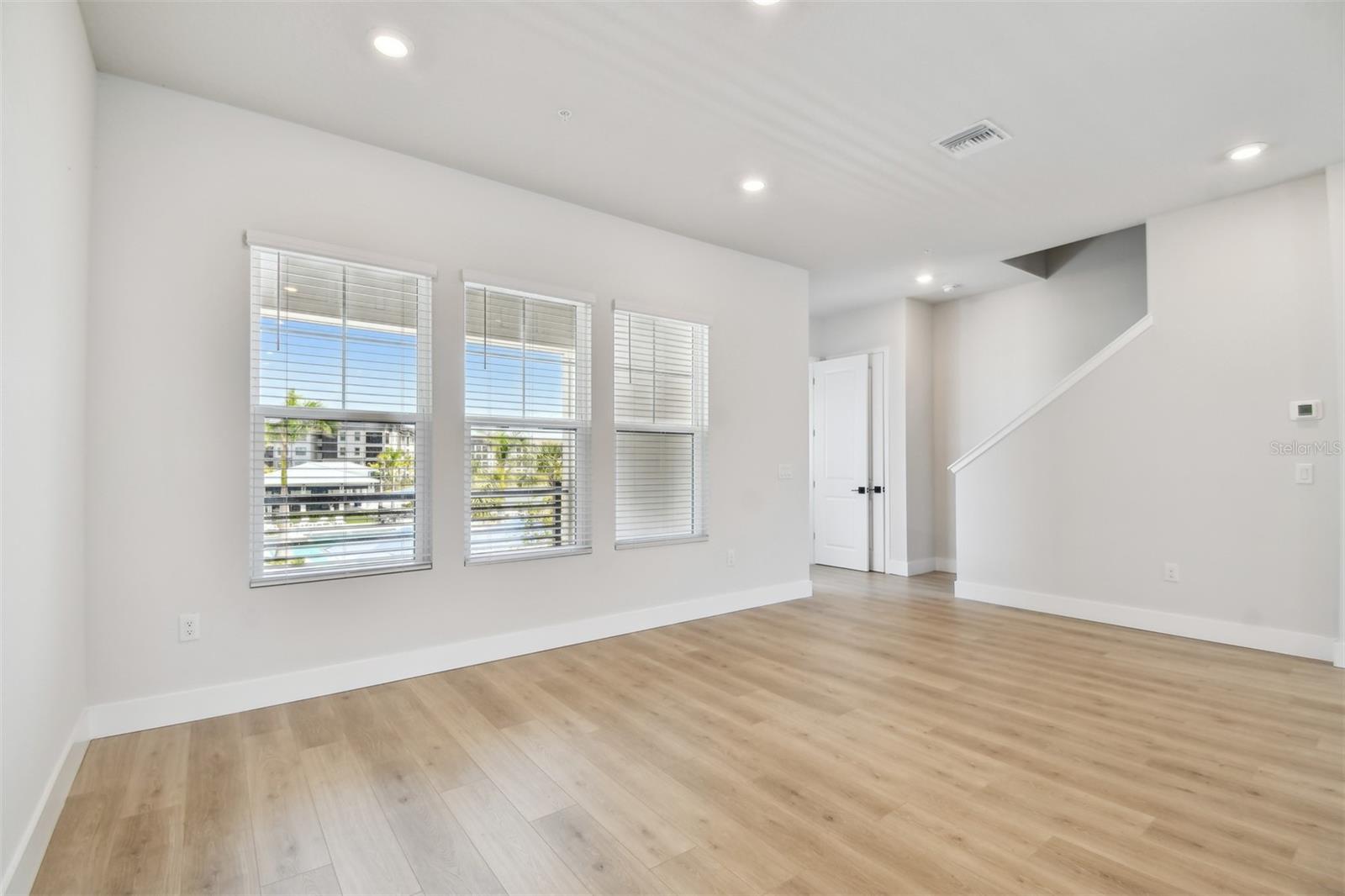 7408 NEWHAM LN, SARASOTA, FL, 34240