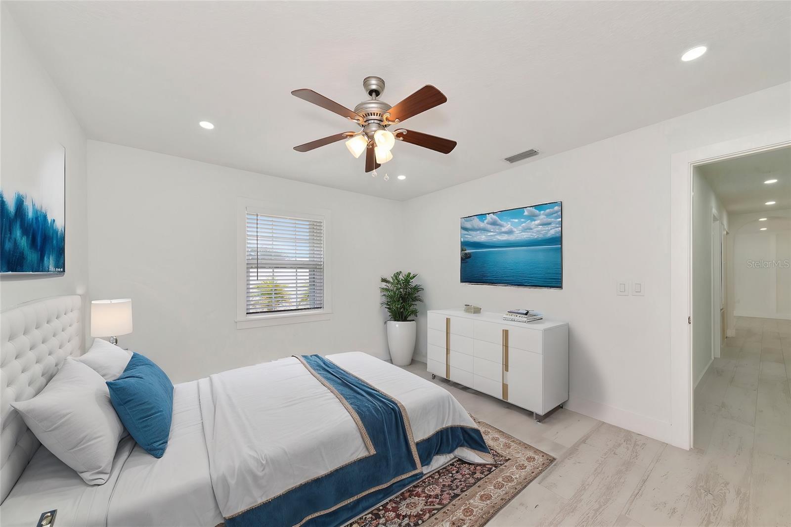 905 69TH ST NW, BRADENTON, FL, 34209