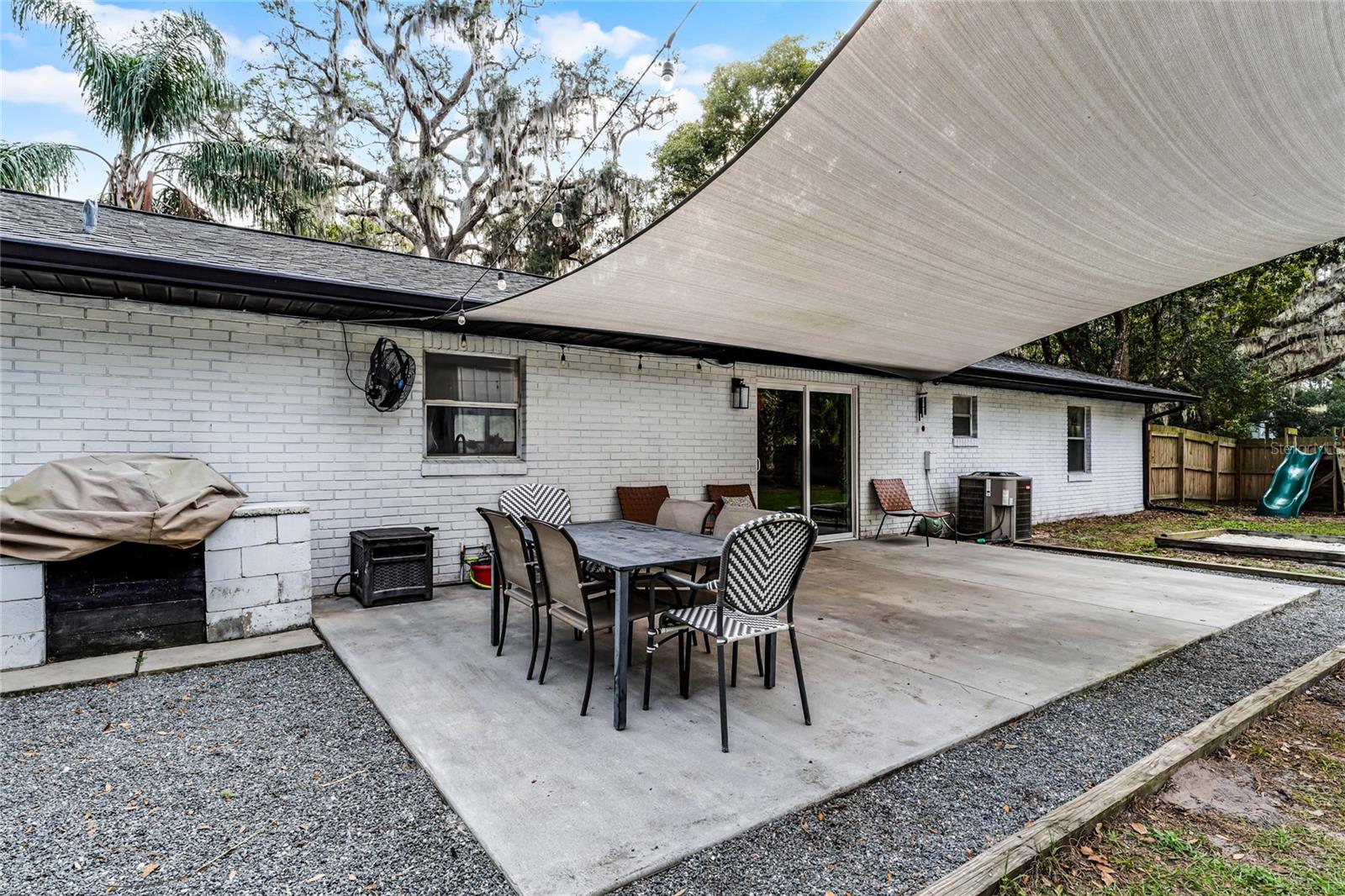 200 FLORIDA AVE, GENEVA, FL, 32732