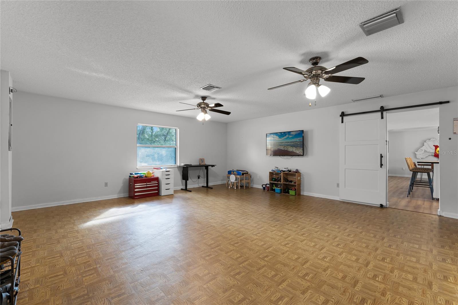 200 FLORIDA AVE, GENEVA, FL, 32732