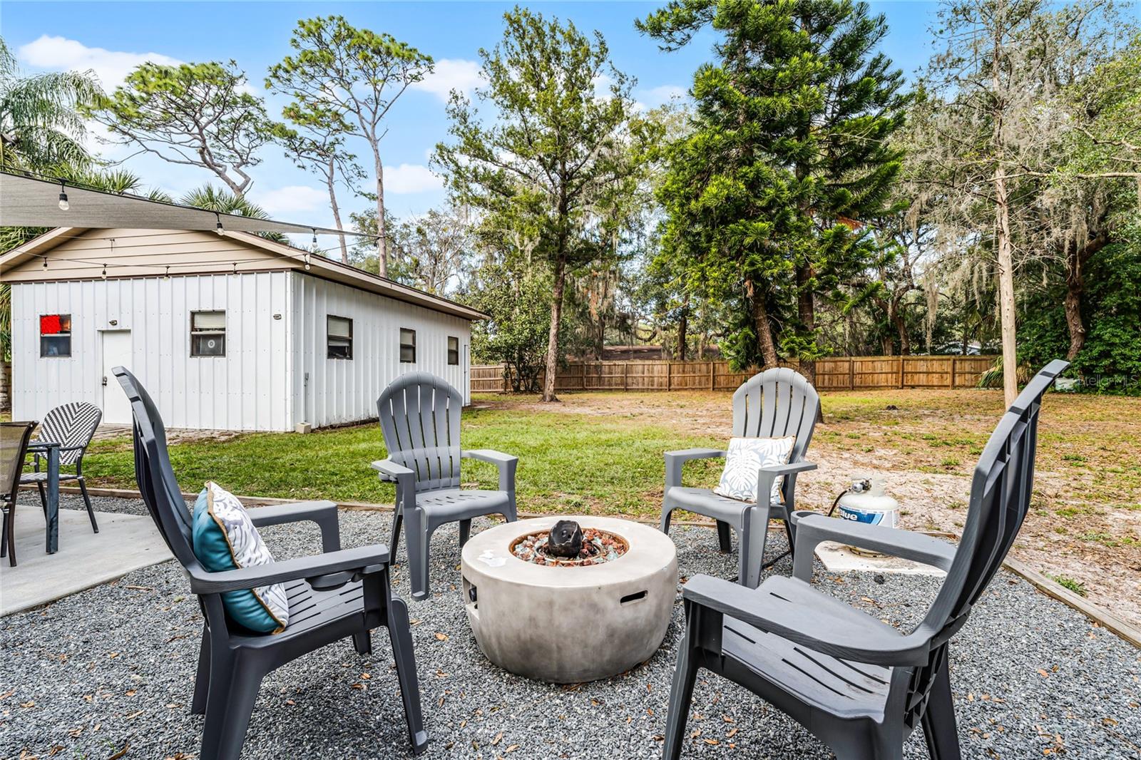 200 FLORIDA AVE, GENEVA, FL, 32732