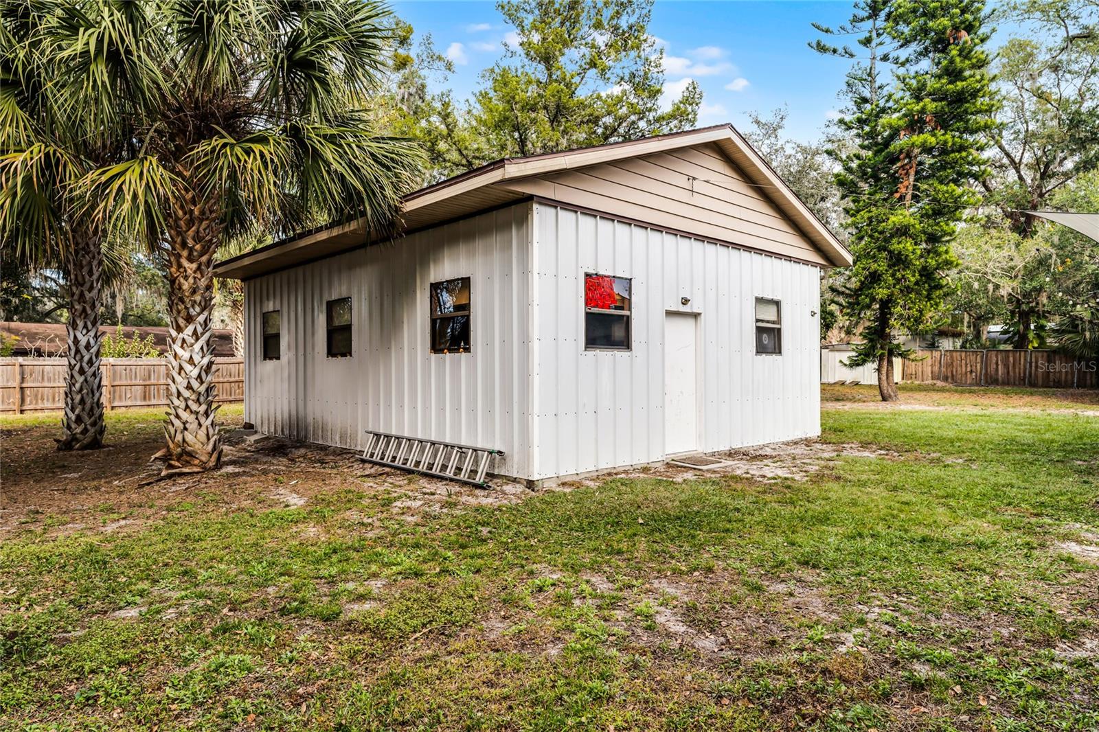 200 FLORIDA AVE, GENEVA, FL, 32732