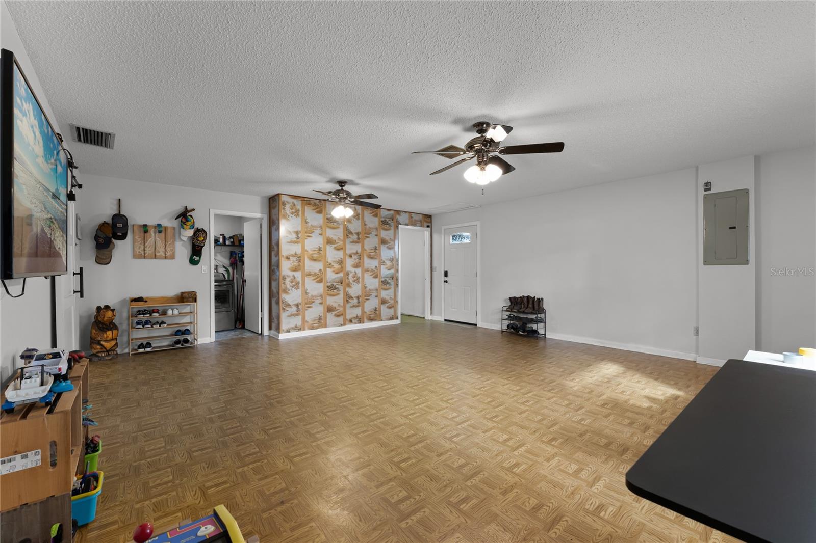 200 FLORIDA AVE, GENEVA, FL, 32732