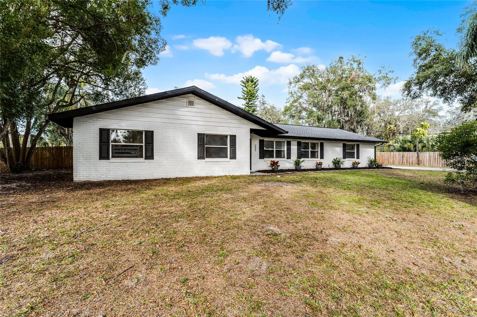 200 FLORIDA AVE, GENEVA, FL, 32732