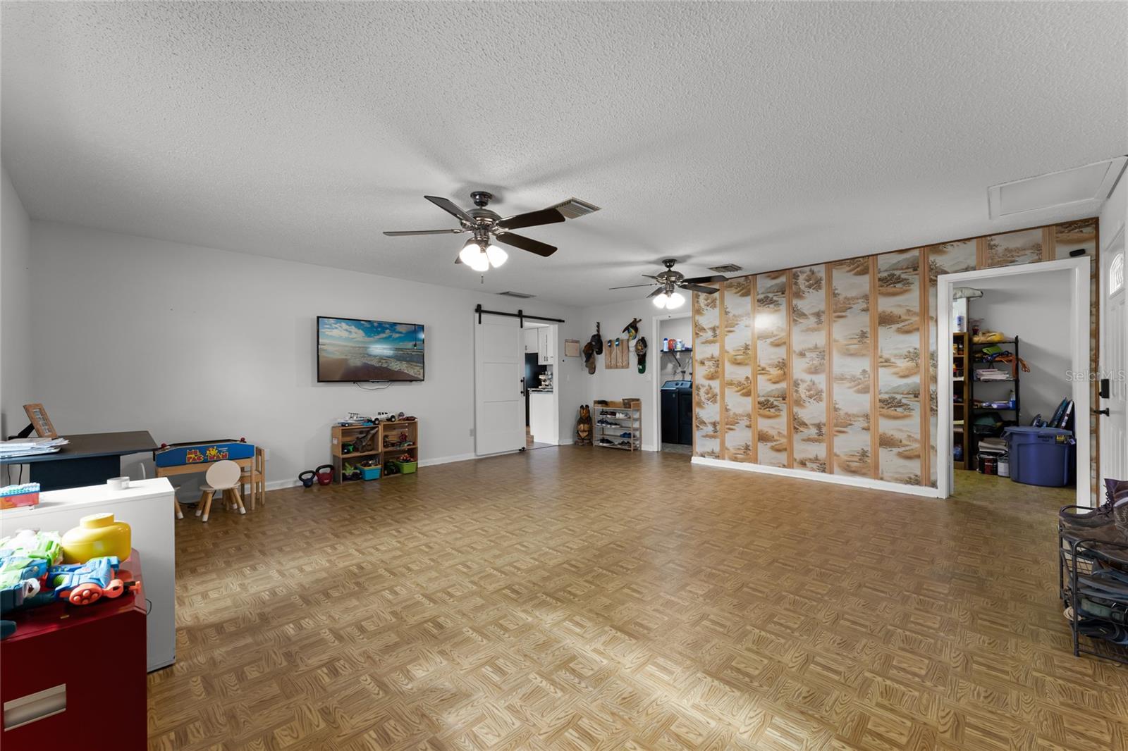 200 FLORIDA AVE, GENEVA, FL, 32732
