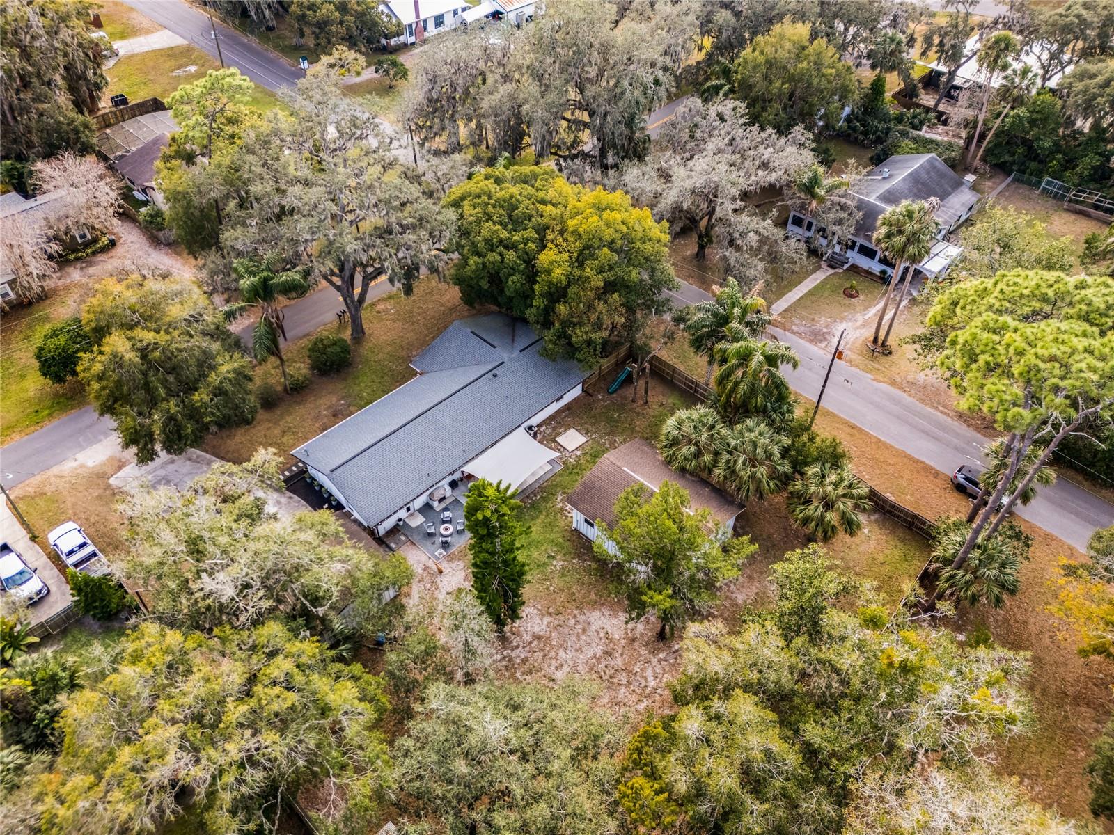 200 FLORIDA AVE, GENEVA, FL, 32732