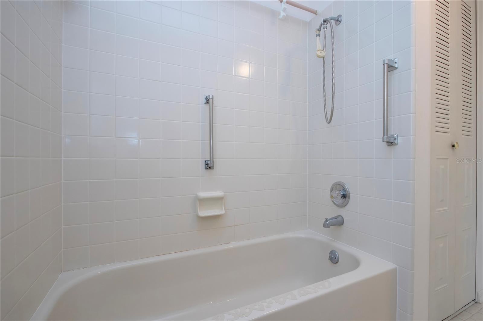 1613 FAXTON DR, SUN CITY CENTER, FL, 33573