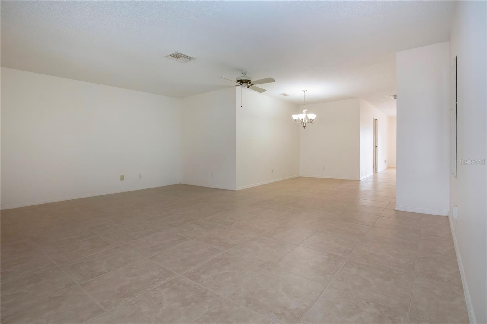 1613 FAXTON DR, SUN CITY CENTER, FL, 33573