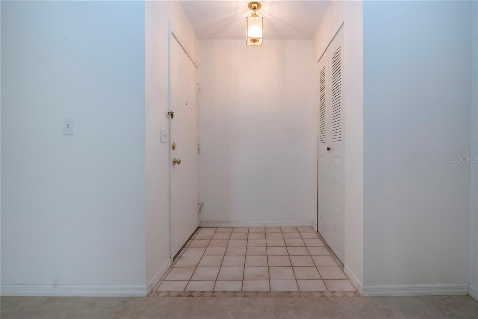 1613 FAXTON DR, SUN CITY CENTER, FL, 33573