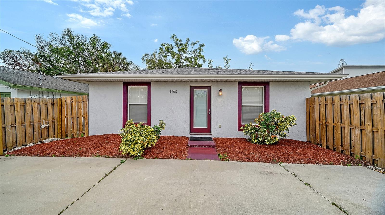 2106 ROSELAWN ST, SARASOTA, FL, 34231
