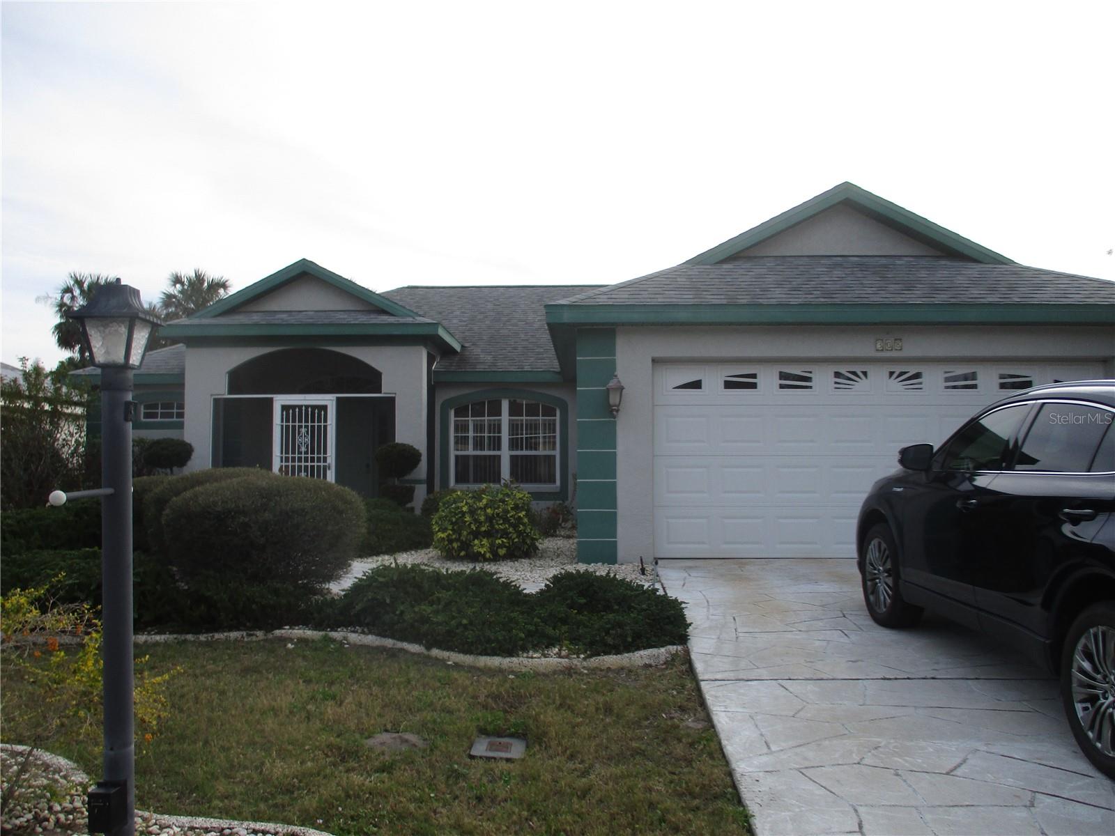 308 CALOOSA WOODS LN, SUN CITY CENTER, FL, 33573