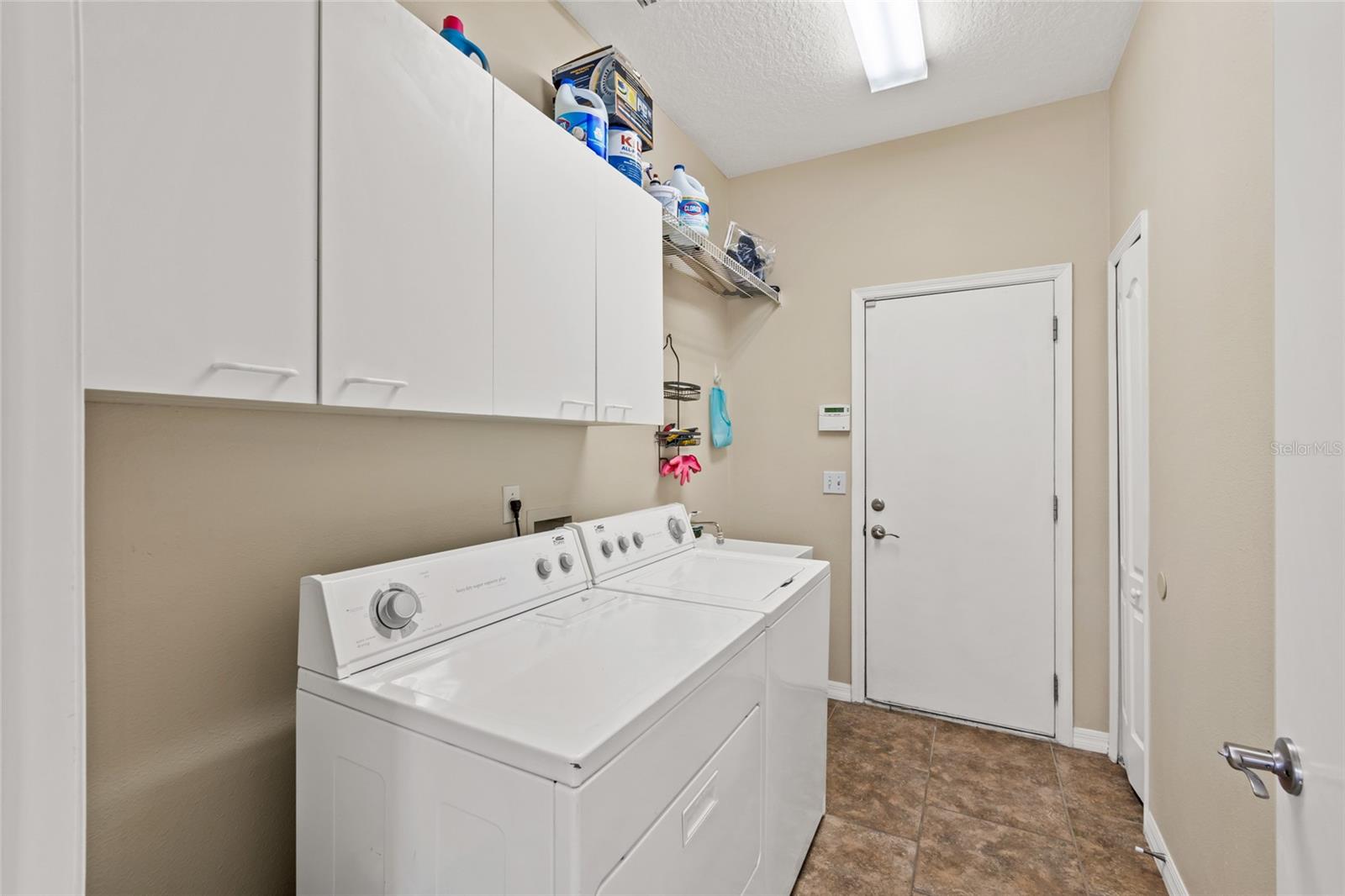 1569 VICTORIA WAY, WINTER GARDEN, FL, 34787