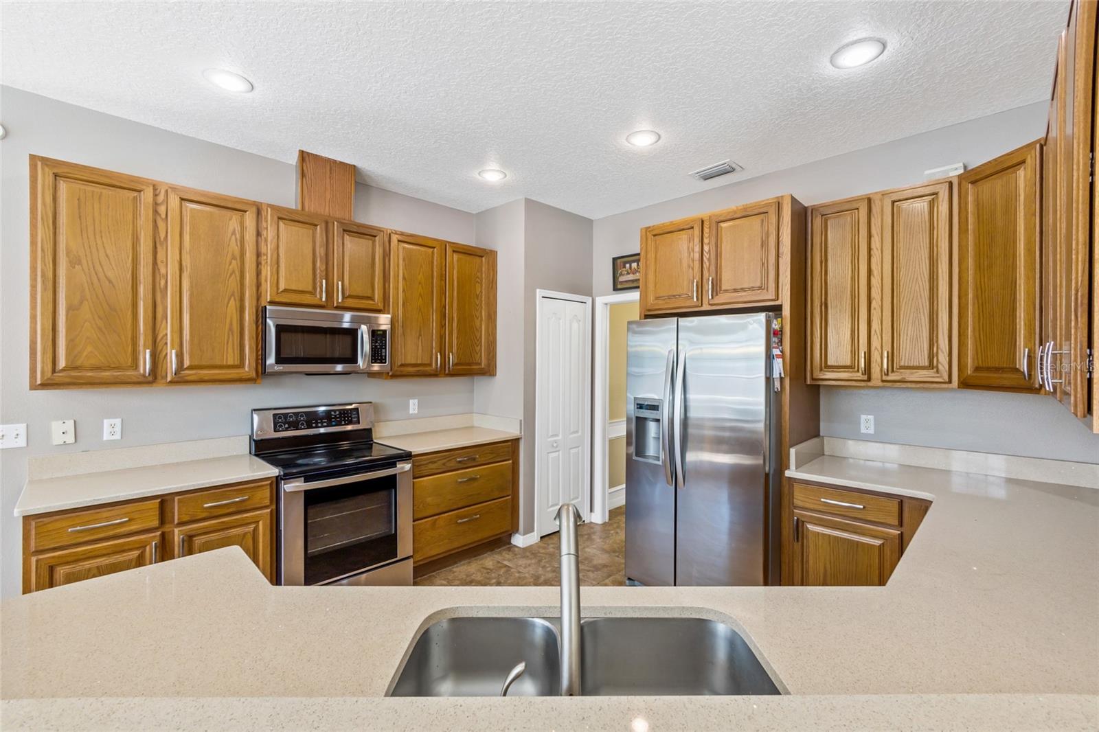 1569 VICTORIA WAY, WINTER GARDEN, FL, 34787