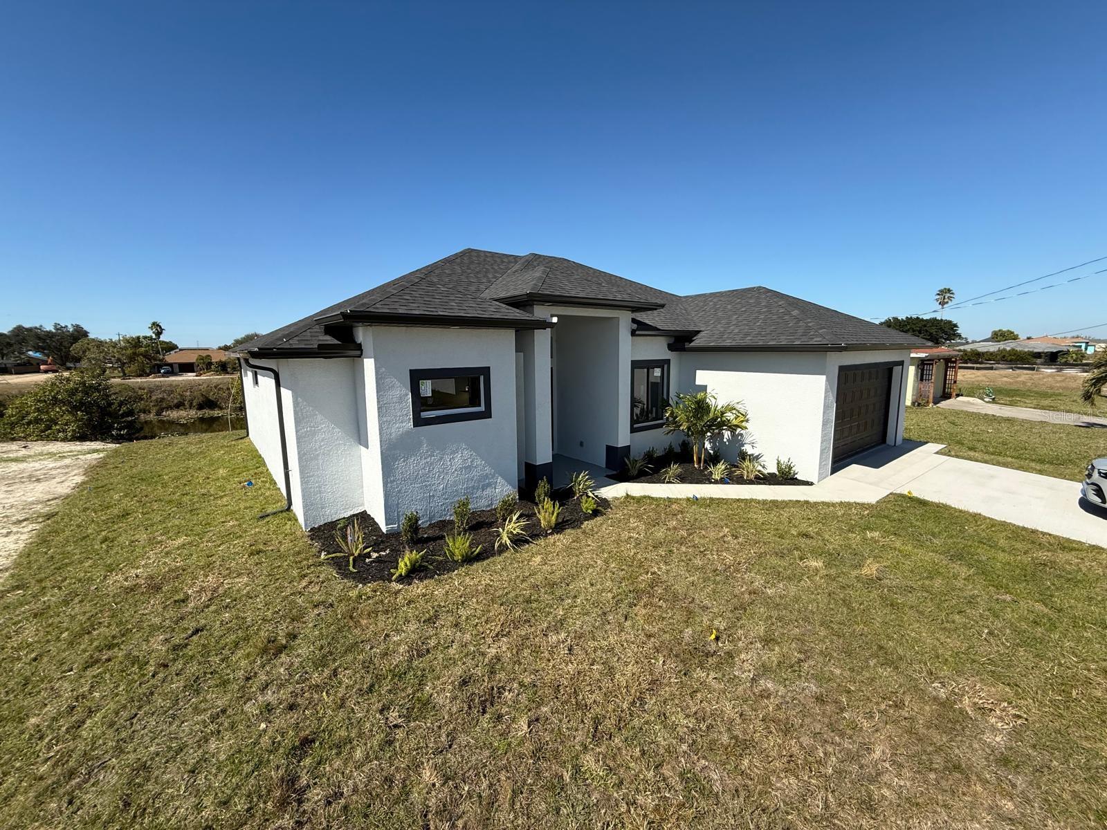 1320 NE 14TH AVE, CAPE CORAL, FL, 33909
