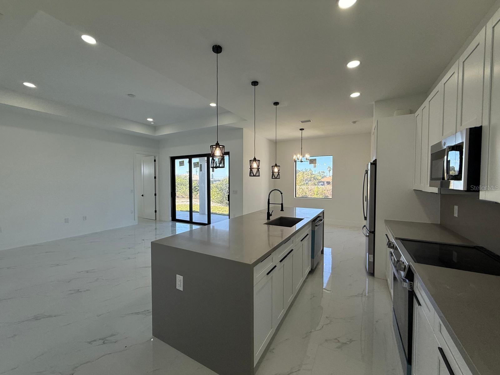 1320 NE 14TH AVE, CAPE CORAL, FL, 33909