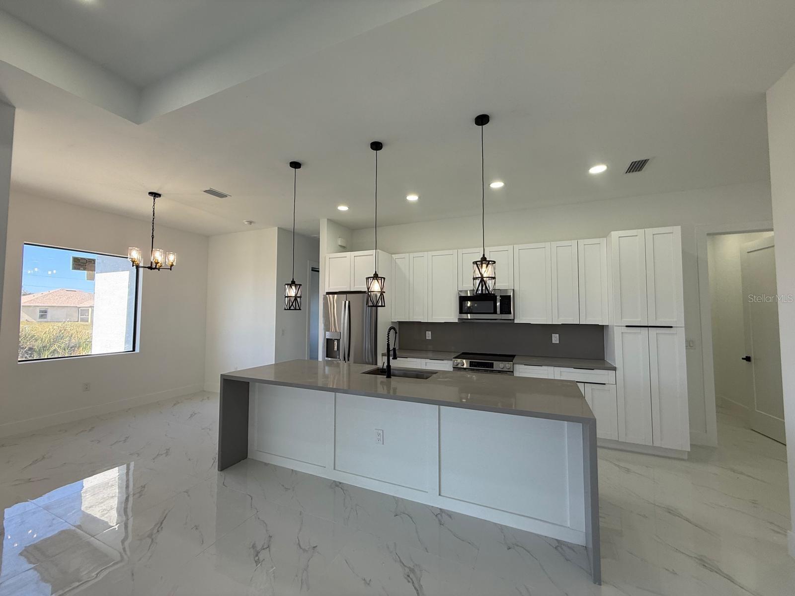 1320 NE 14TH AVE, CAPE CORAL, FL, 33909
