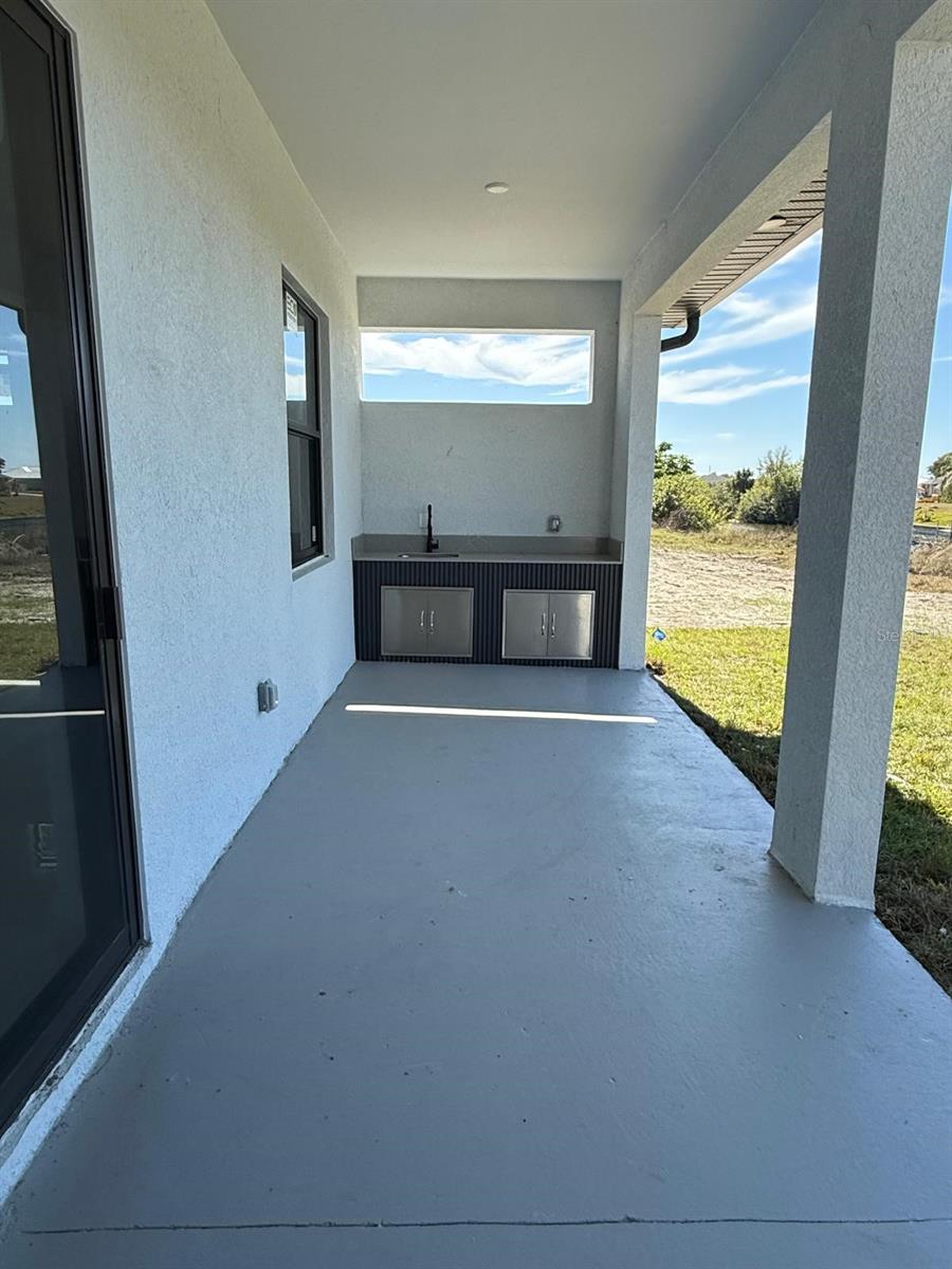 1320 NE 14TH AVE, CAPE CORAL, FL, 33909