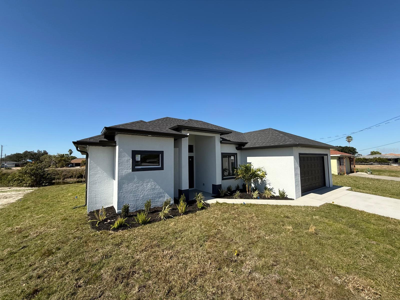 1320 NE 14TH AVE, CAPE CORAL, FL, 33909