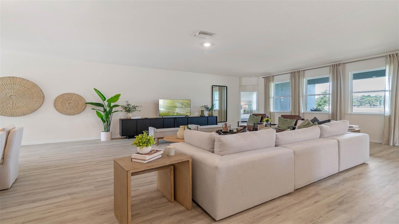 3215 ARCH AVE, ORMOND BEACH, FL, 32174