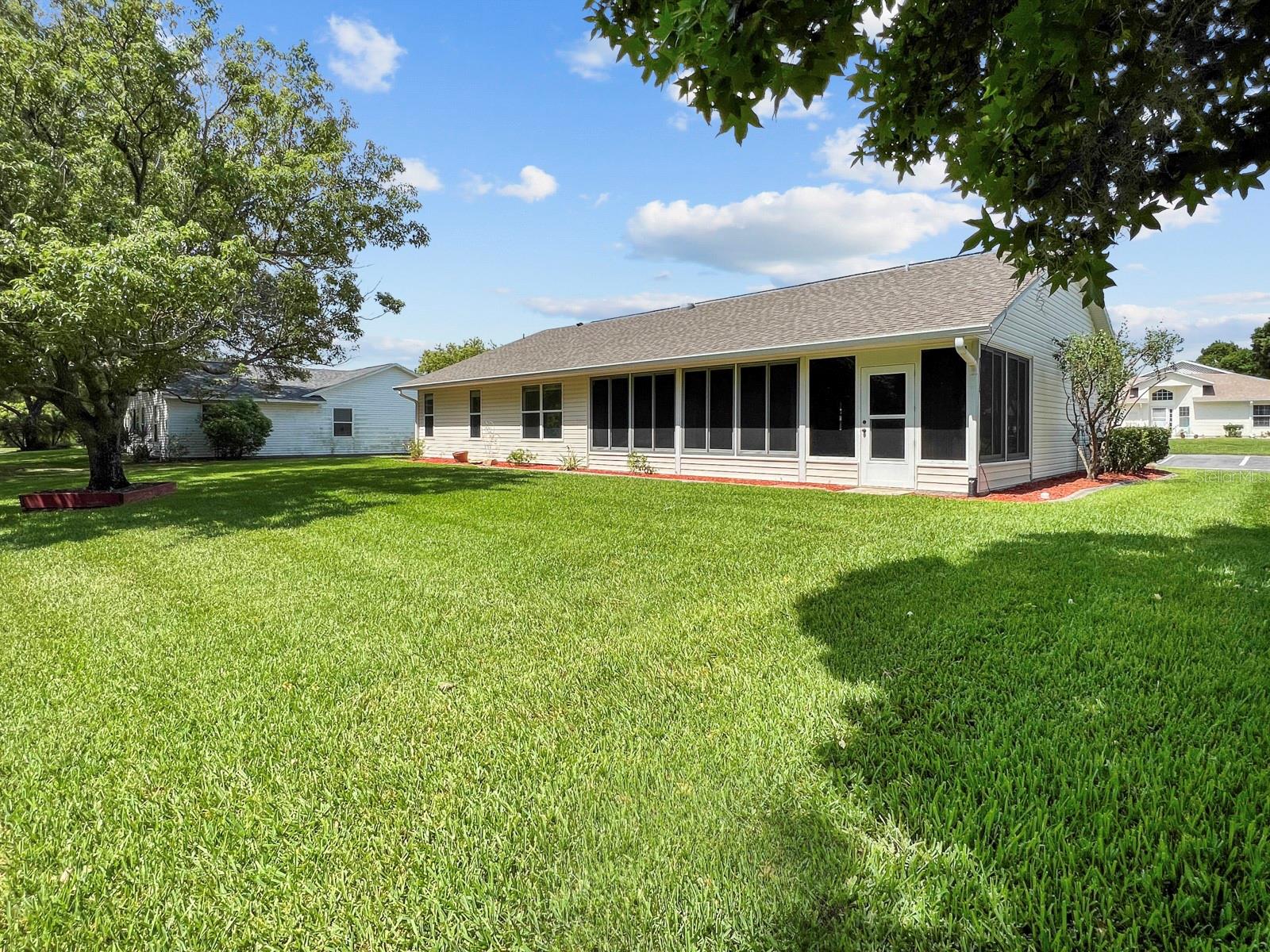 26608 RACQUET CIR, LEESBURG, FL, 34748