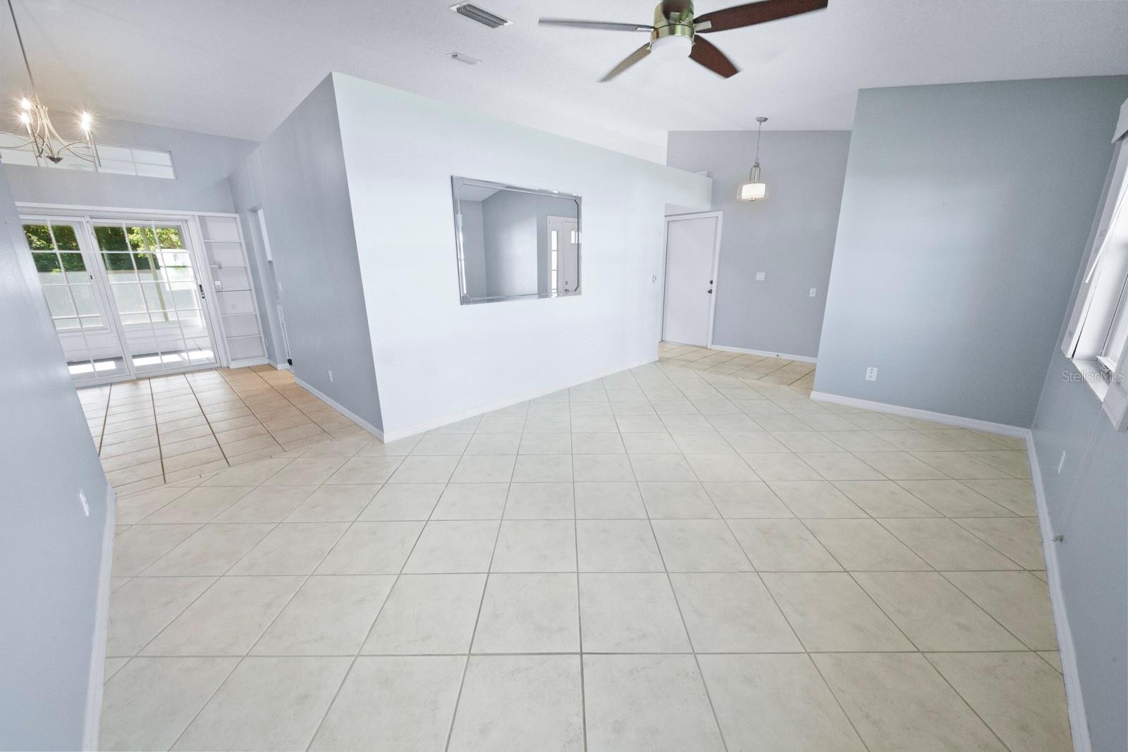 26608 RACQUET CIR, LEESBURG, FL, 34748