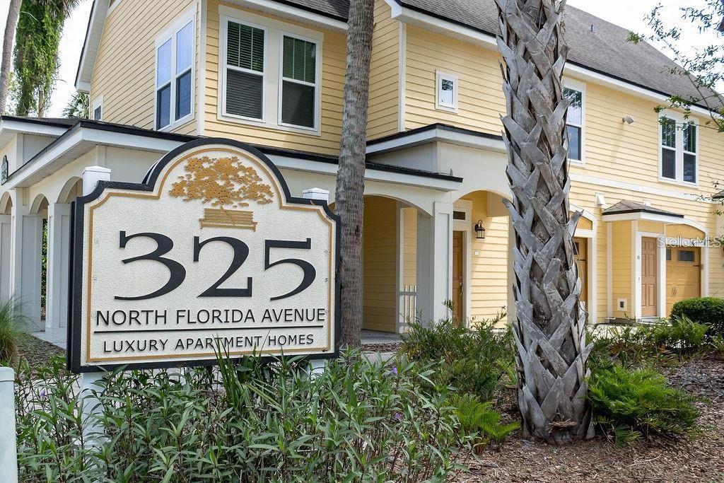 325 N FLORIDA AVE, DELAND, FL, 32720