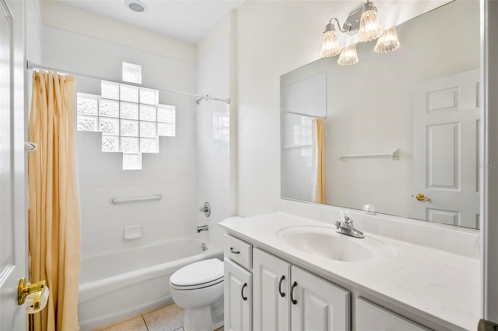 12 CORTES CT, PALM COAST, FL, 32137
