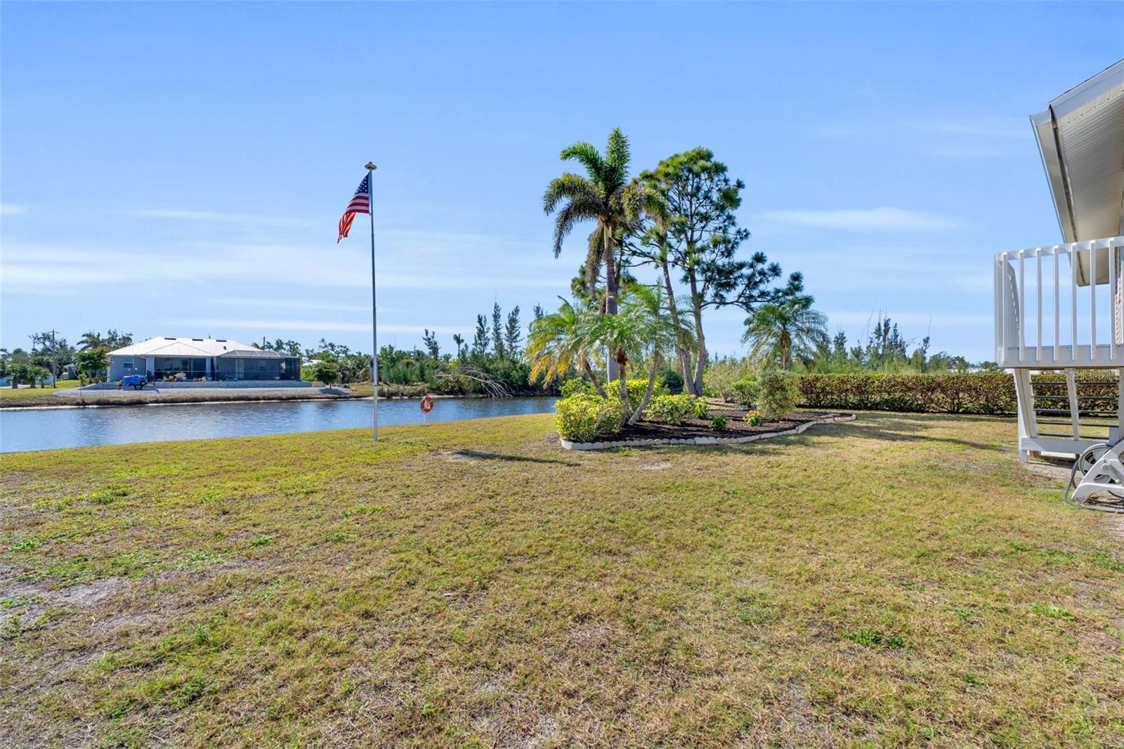 3289 8TH AVE, ST JAMES CITY, FL, 33956