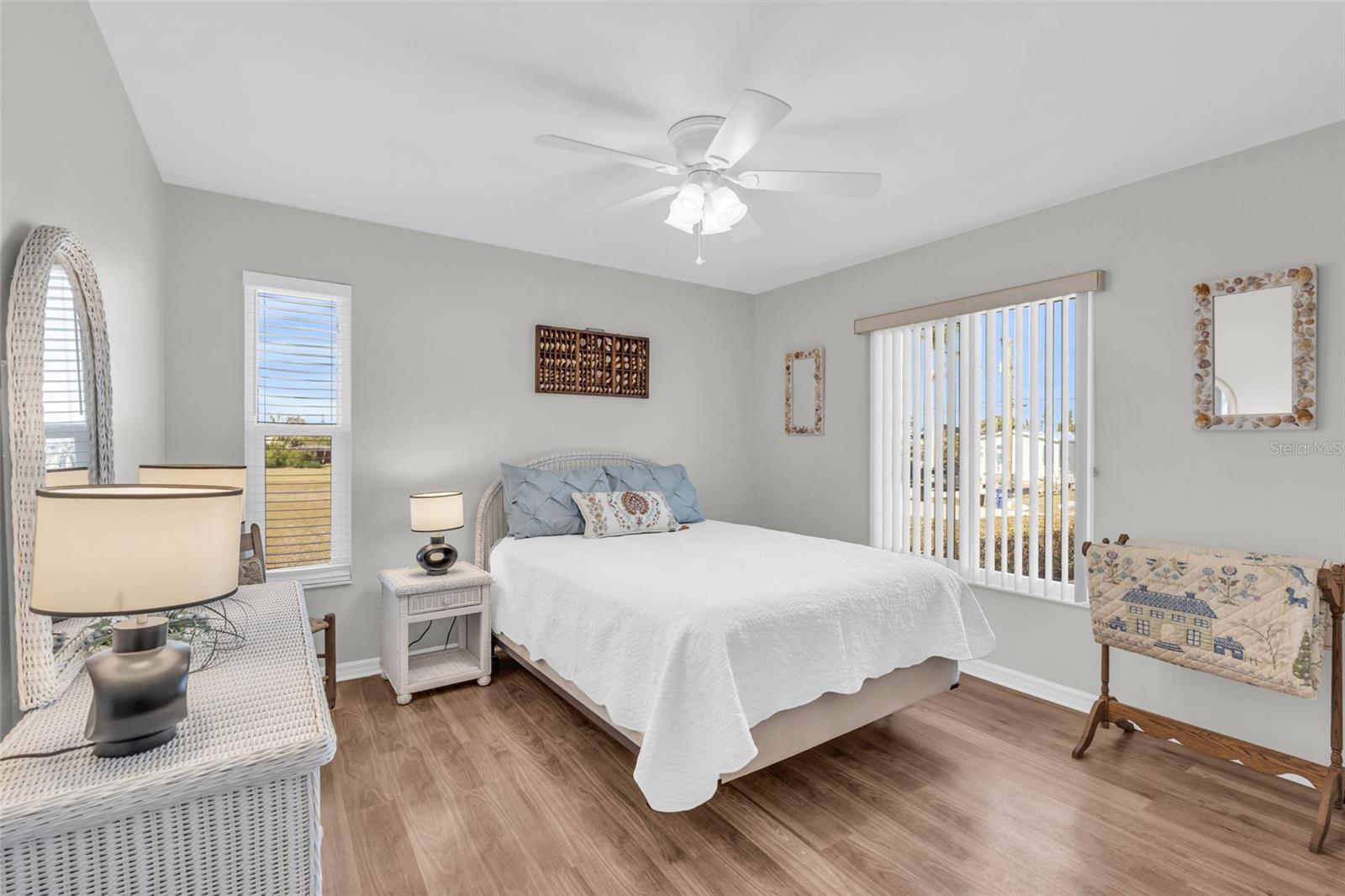 3289 8TH AVE, ST JAMES CITY, FL, 33956