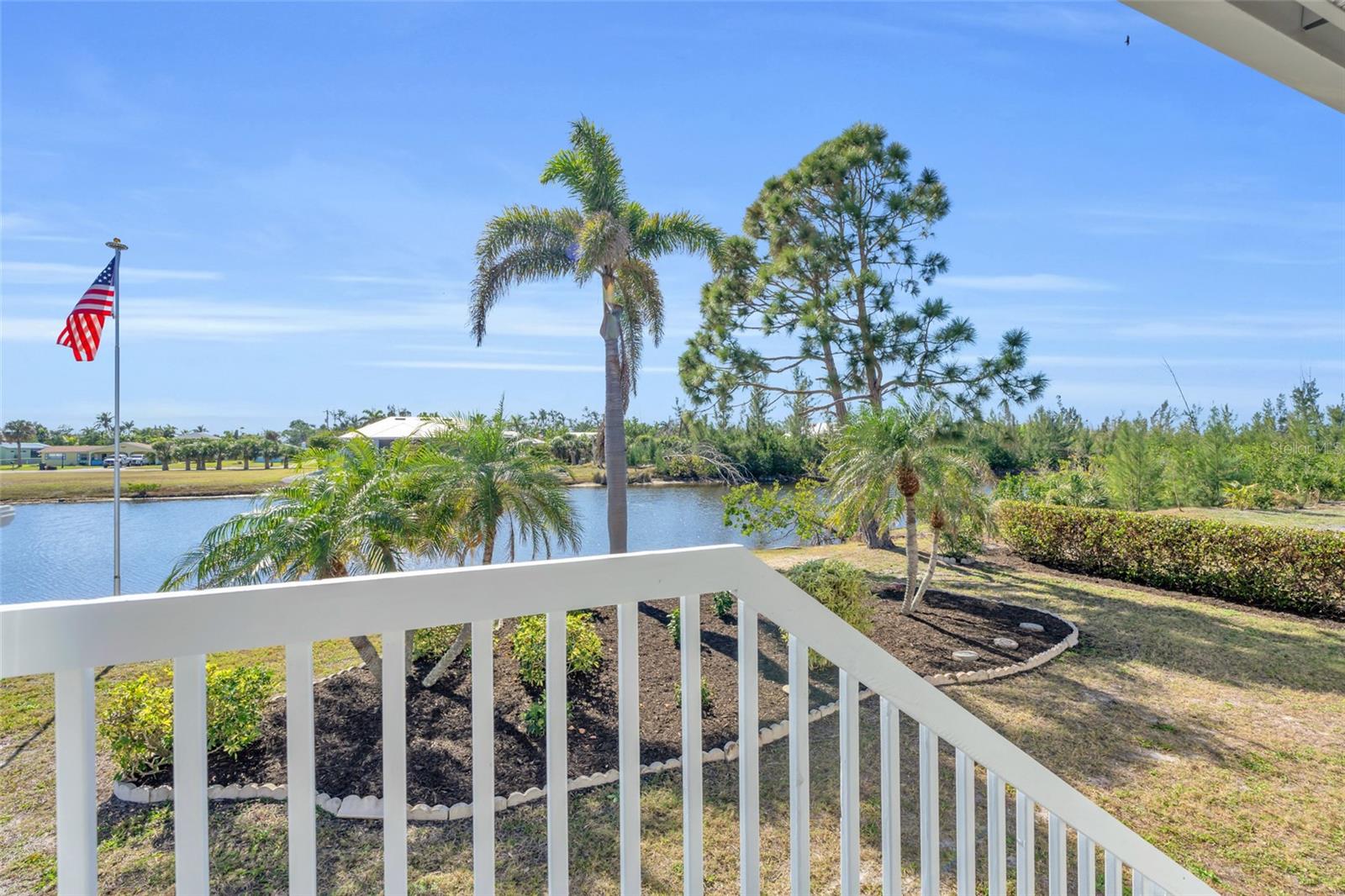 3289 8TH AVE, ST JAMES CITY, FL, 33956