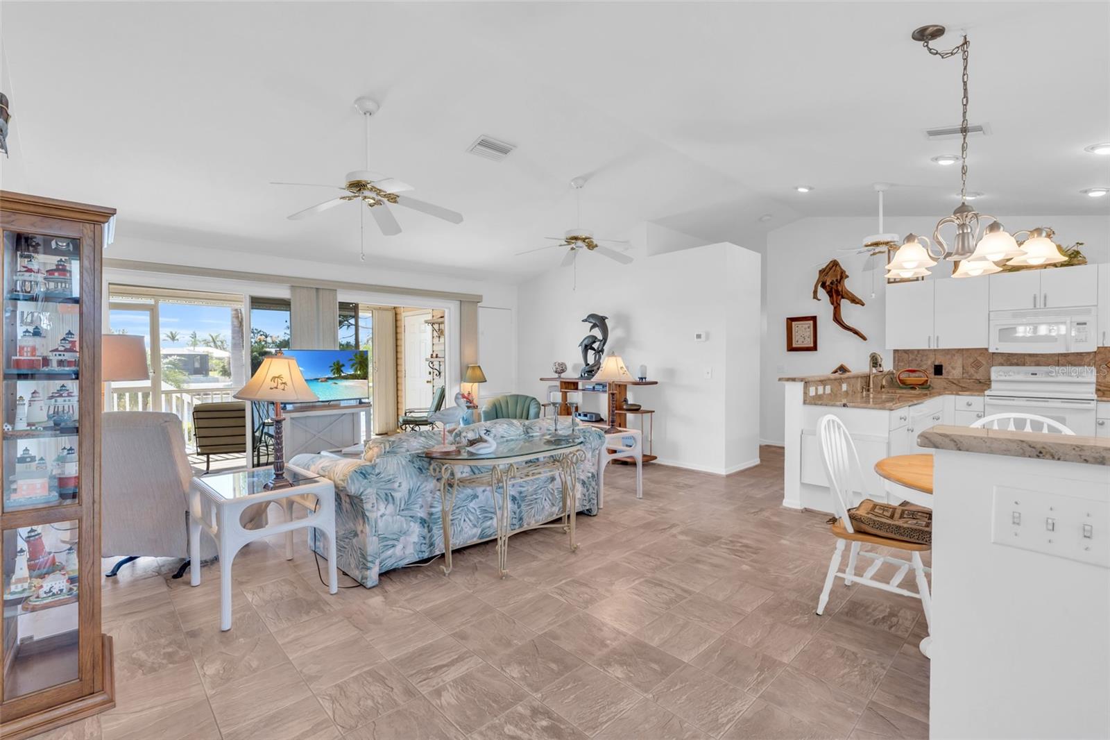 3289 8TH AVE, ST JAMES CITY, FL, 33956