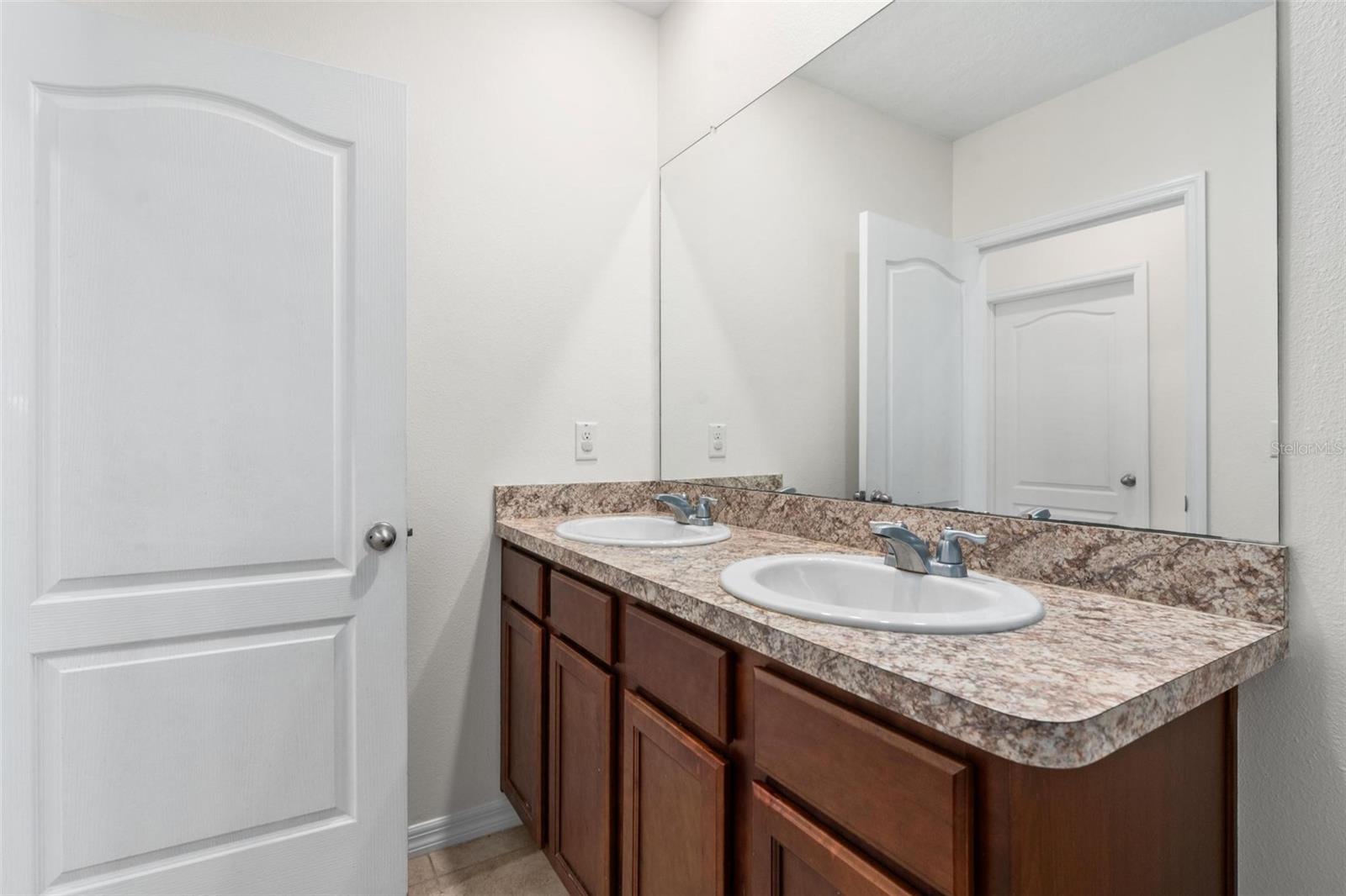113 EAGLEVIEW LOOP, DAVENPORT, FL, 33837